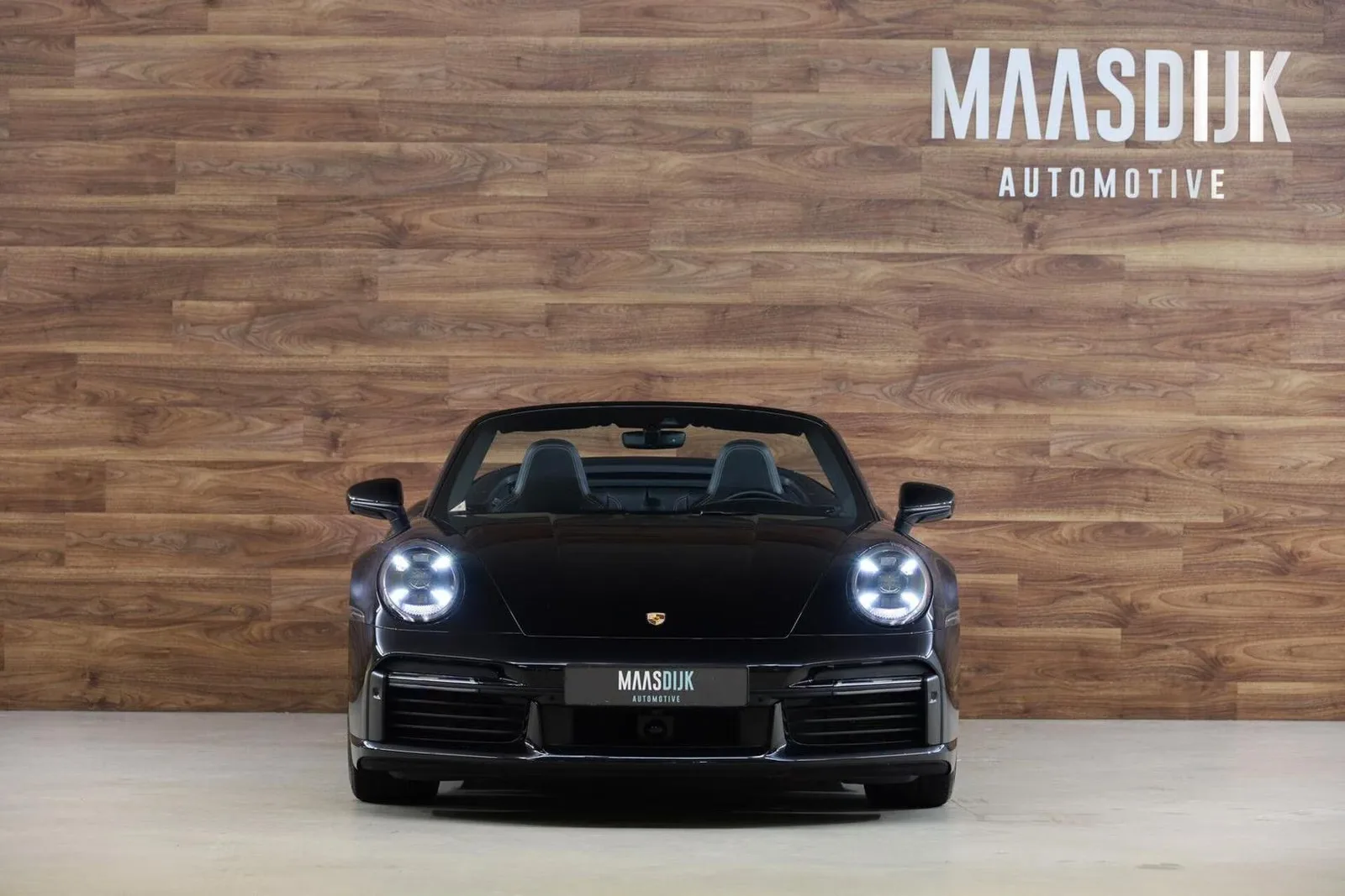 2023 Porsche 911 Turbo S Cabriolet, 2/30