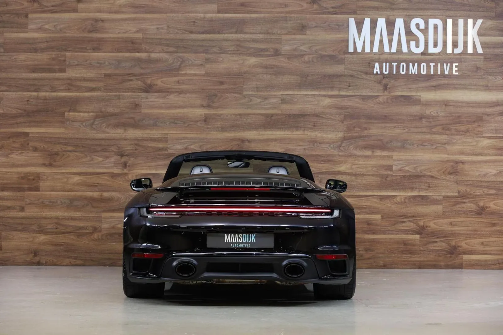 2023 Porsche 911 Turbo S Cabriolet, 9/30