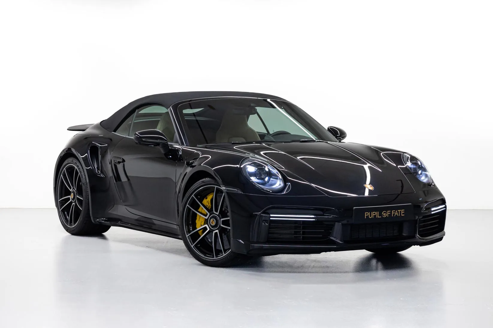 2023 Porsche 911 Turbo S Cabriolet, 2/23