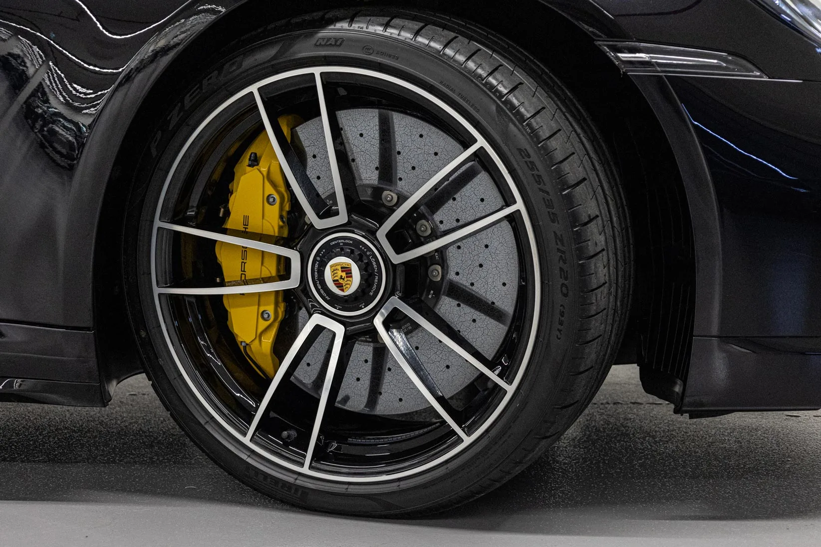 2023 Porsche 911 Turbo S Cabriolet, 9/23