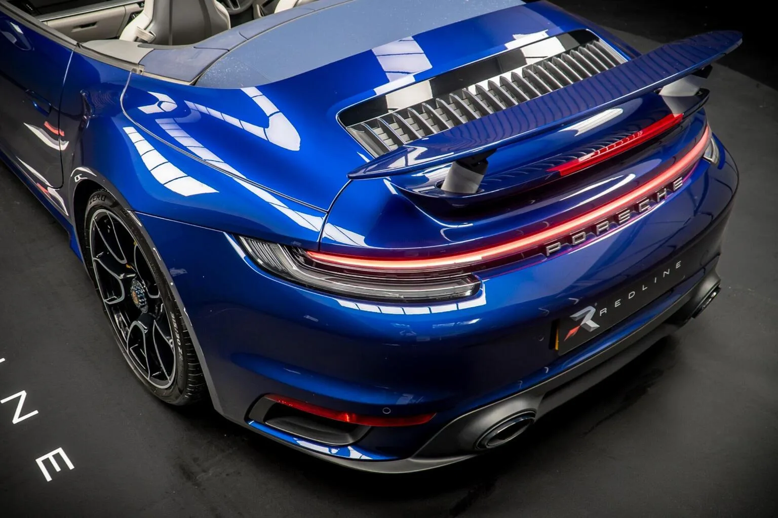 2023 Porsche 911 Turbo S Cabriolet, 19/30