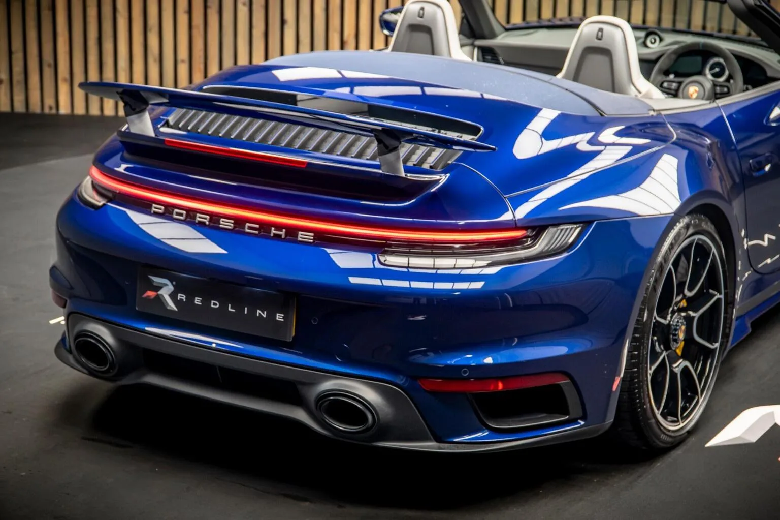 2023 Porsche 911 Turbo S Cabriolet, 22/30