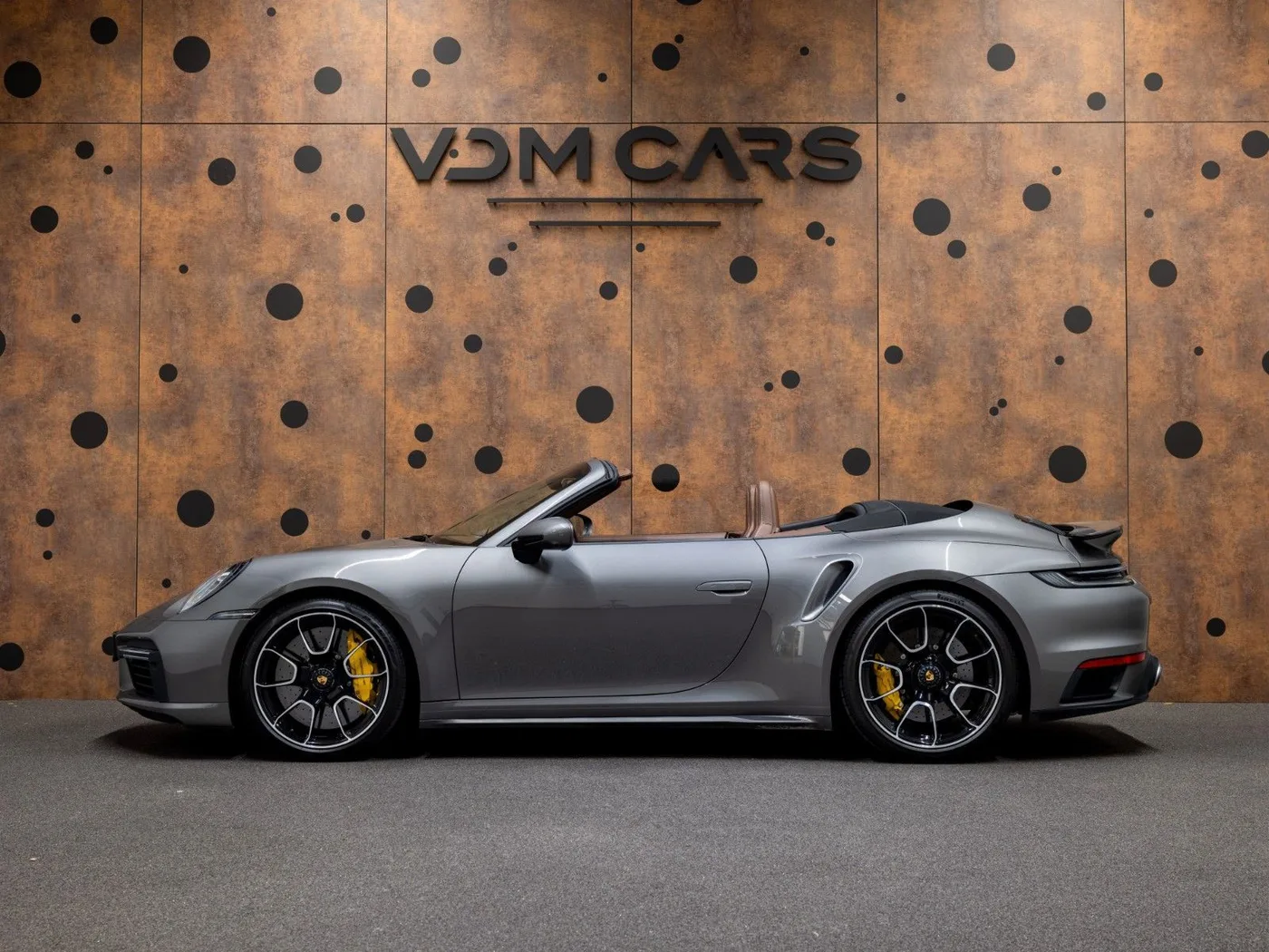 2023 Porsche 911 Turbo S Cabriolet proposée par un spécialiste de la supercar à Gronau, Allemagne, photo 2 sur 25