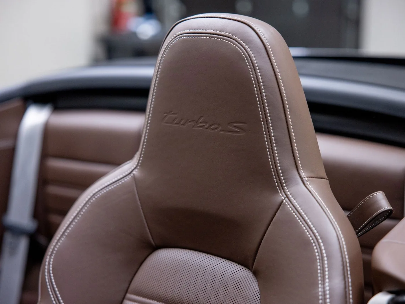 2023 Porsche 911 Turbo S Cabriolet proposée par un spécialiste de la supercar à Gronau, Allemagne, photo 25 sur 25