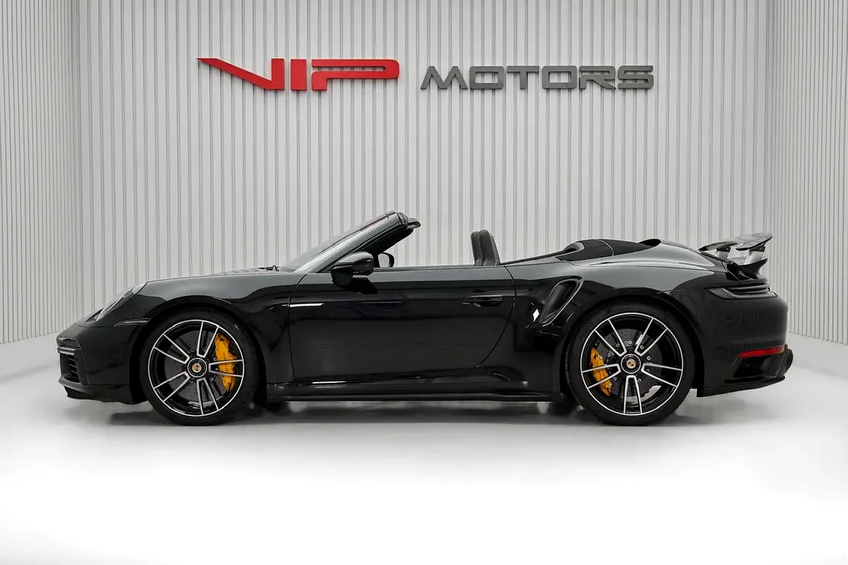 2023 Porsche 911 Turbo S Cabriolet, 8/12