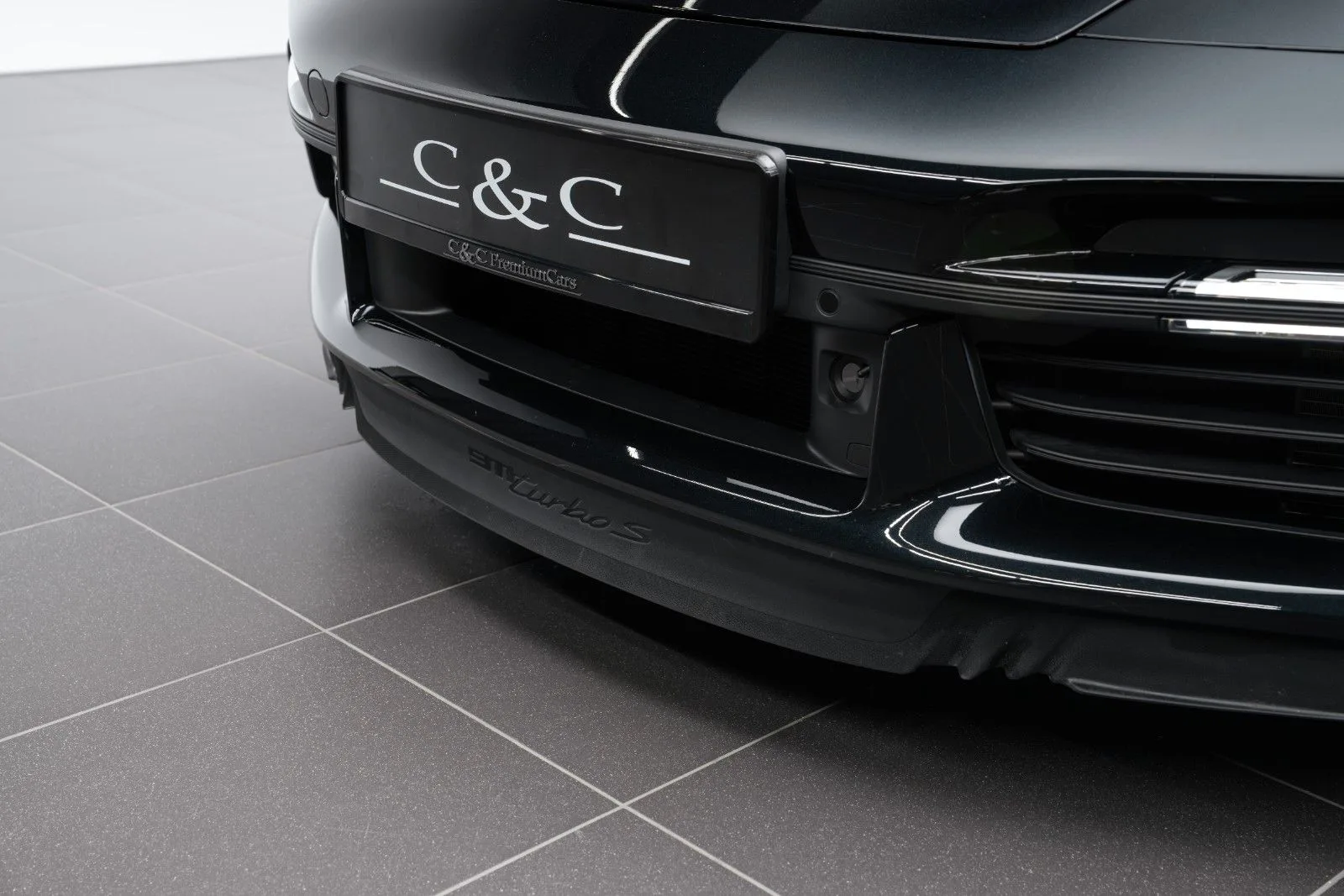 2023 Porsche 911 Turbo S, 5/25
