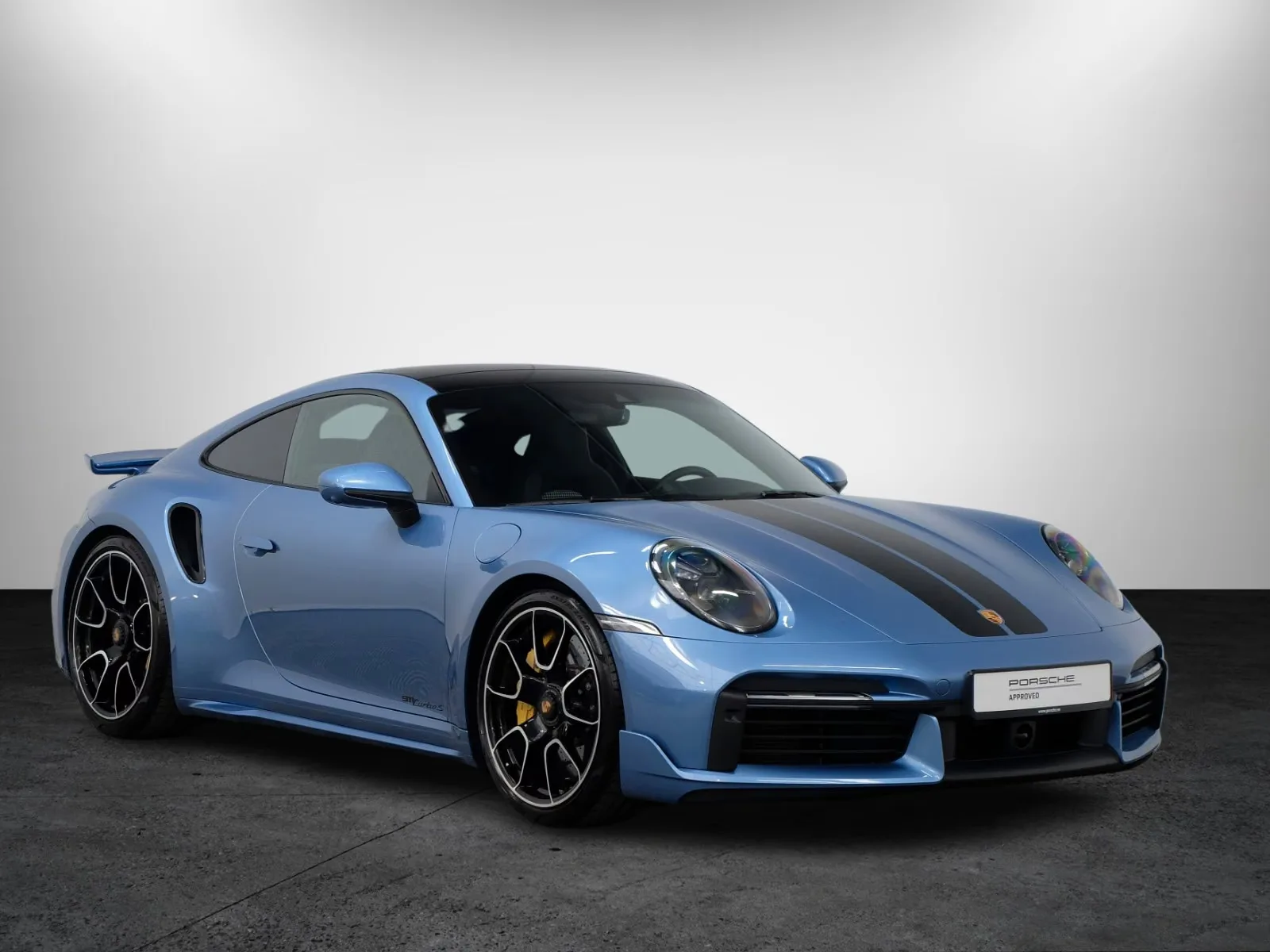 2023 Porsche 911 Turbo S, 3/27