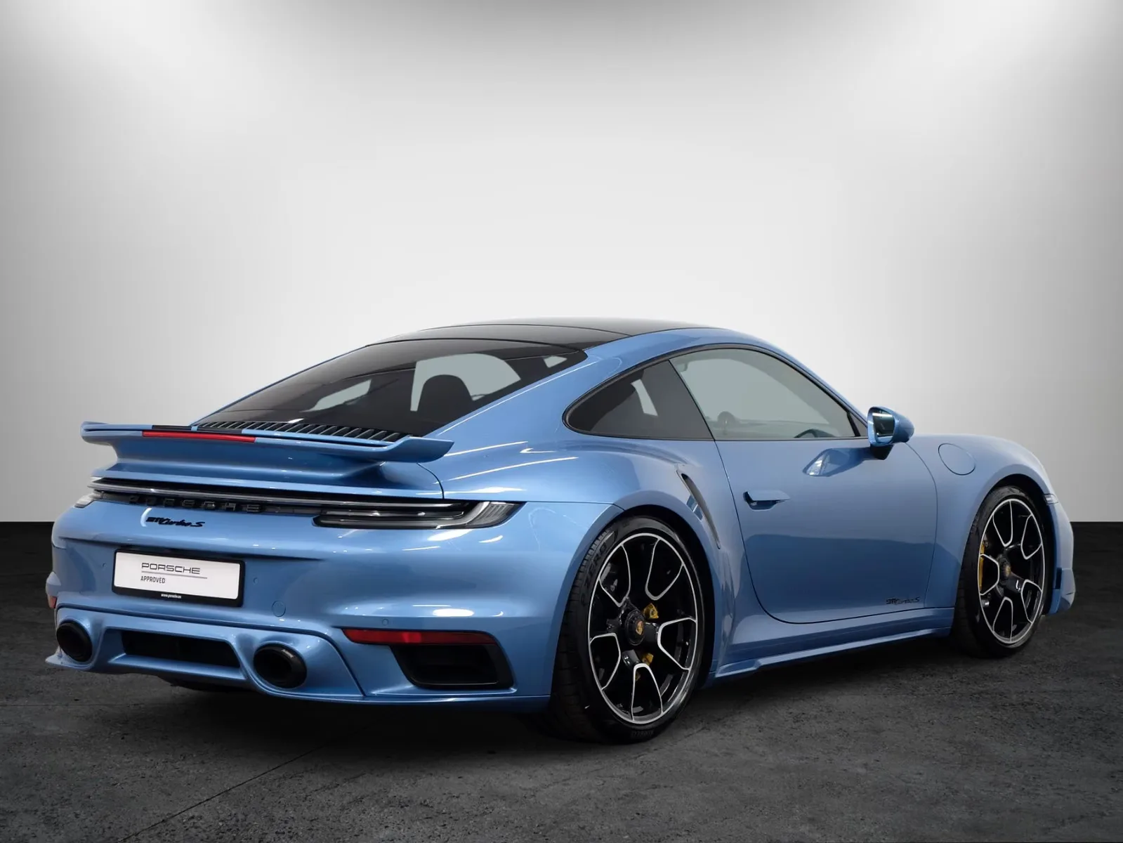 2023 Porsche 911 Turbo S, 4/27