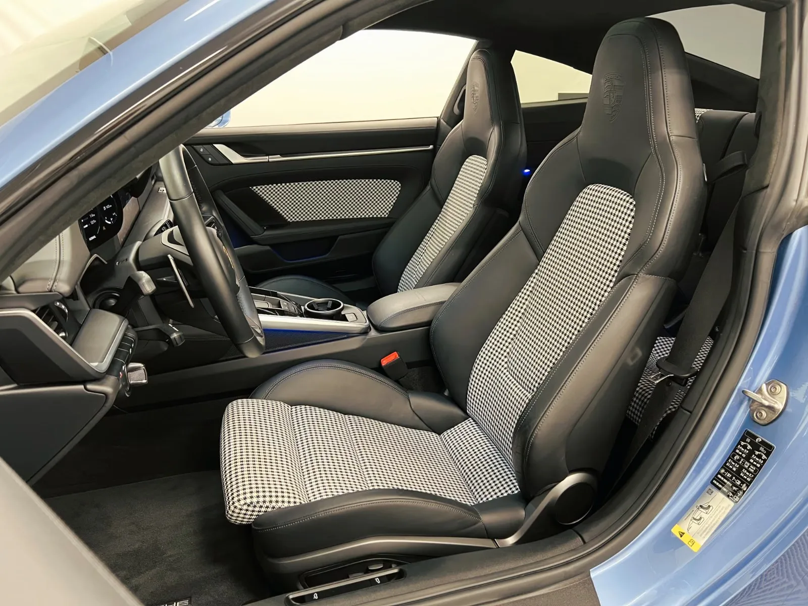 2023 Porsche 911 Turbo S, 10/27