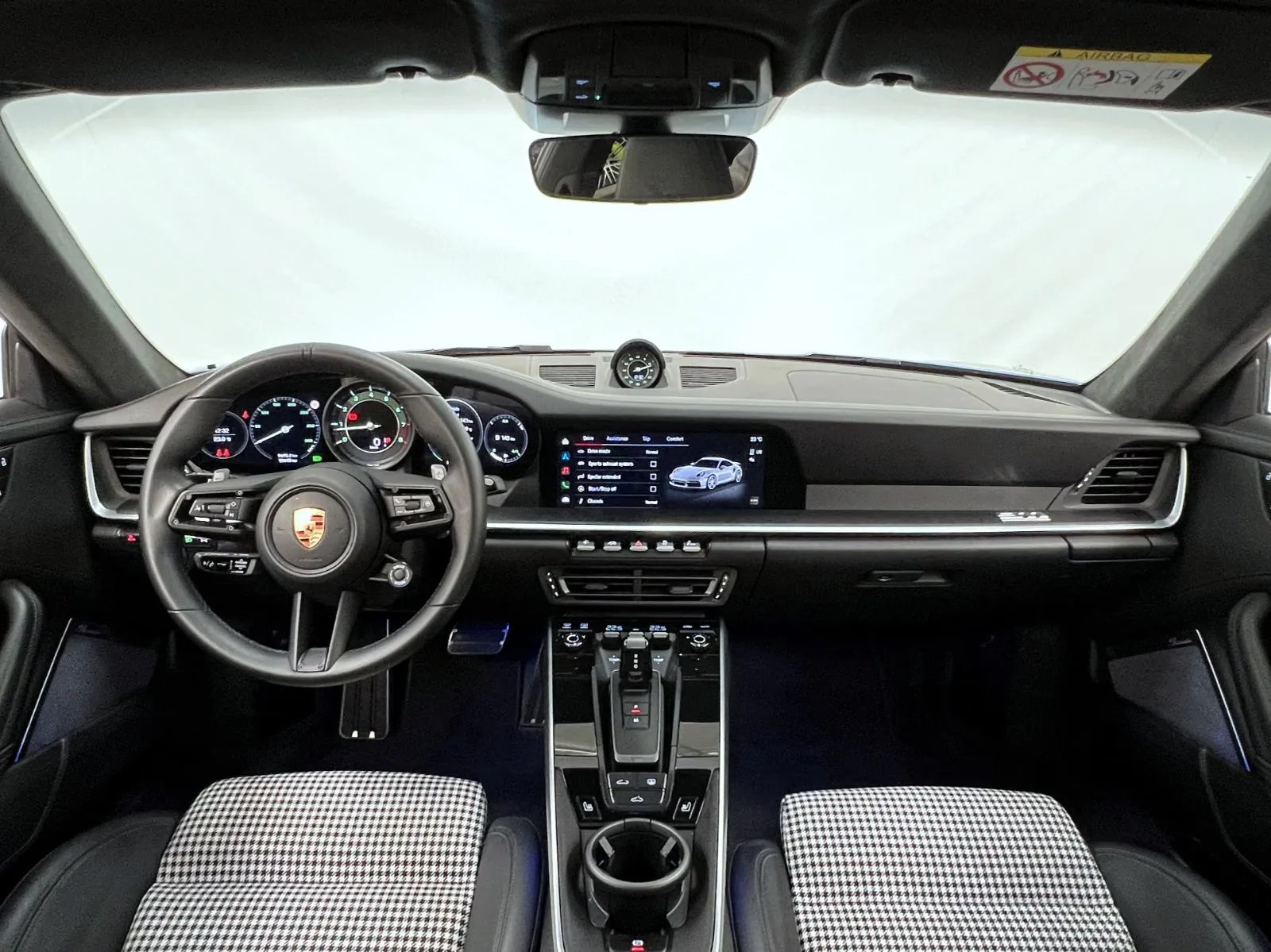 2023 Porsche 911 Turbo S, 12/27