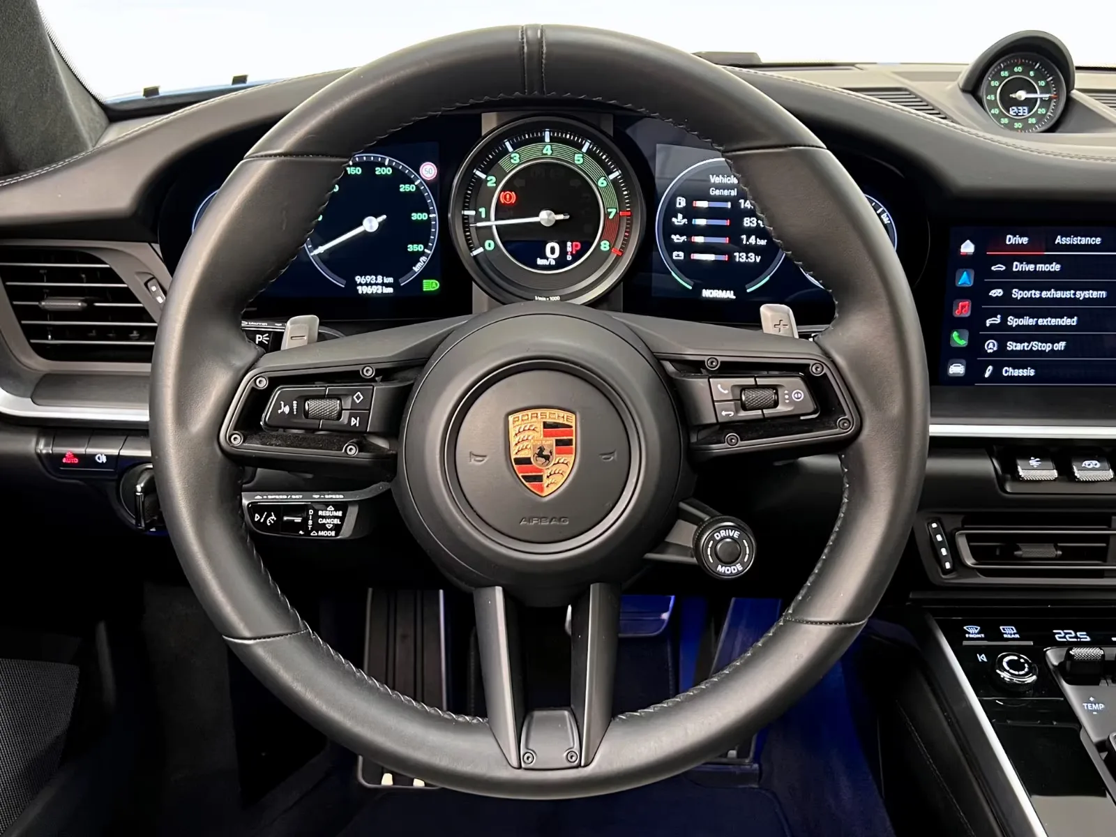 2023 Porsche 911 Turbo S, 17/27