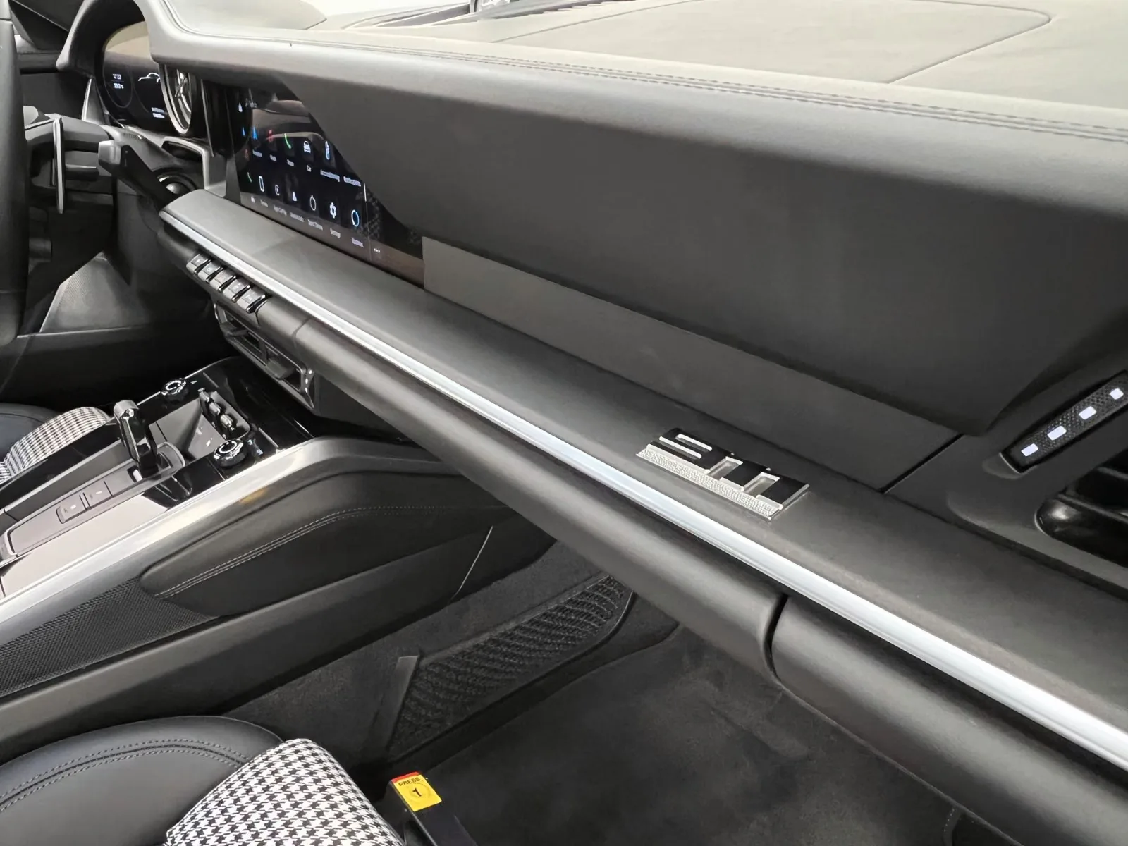 2023 Porsche 911 Turbo S, 24/27