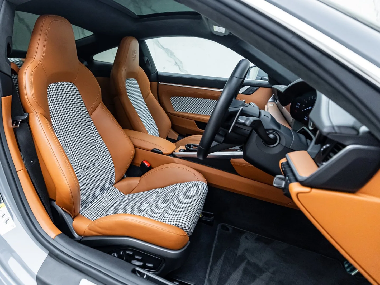 2023 Porsche 911 Turbo S 992, 21/30