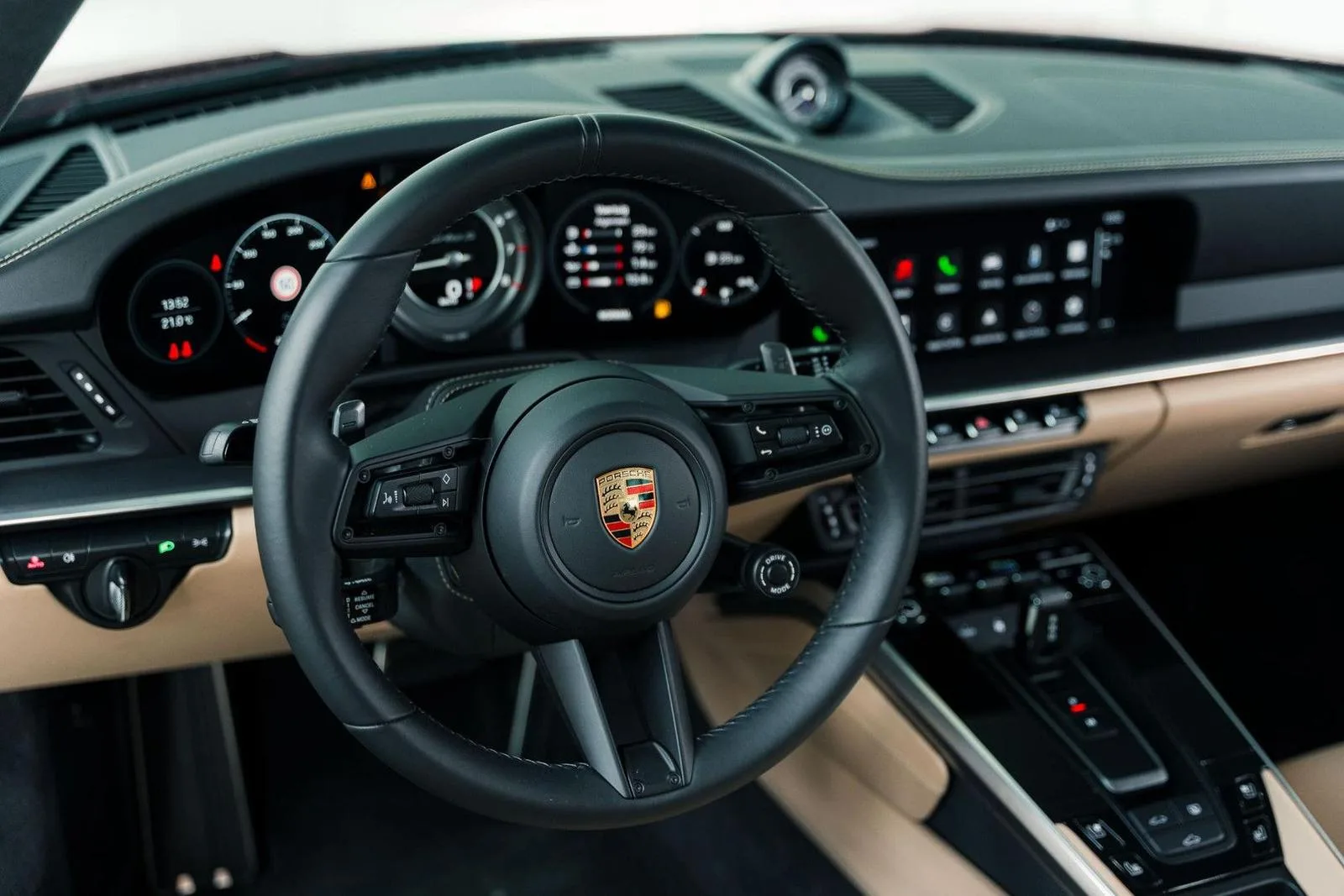 2023 Porsche 911 Turbo S, 28/30