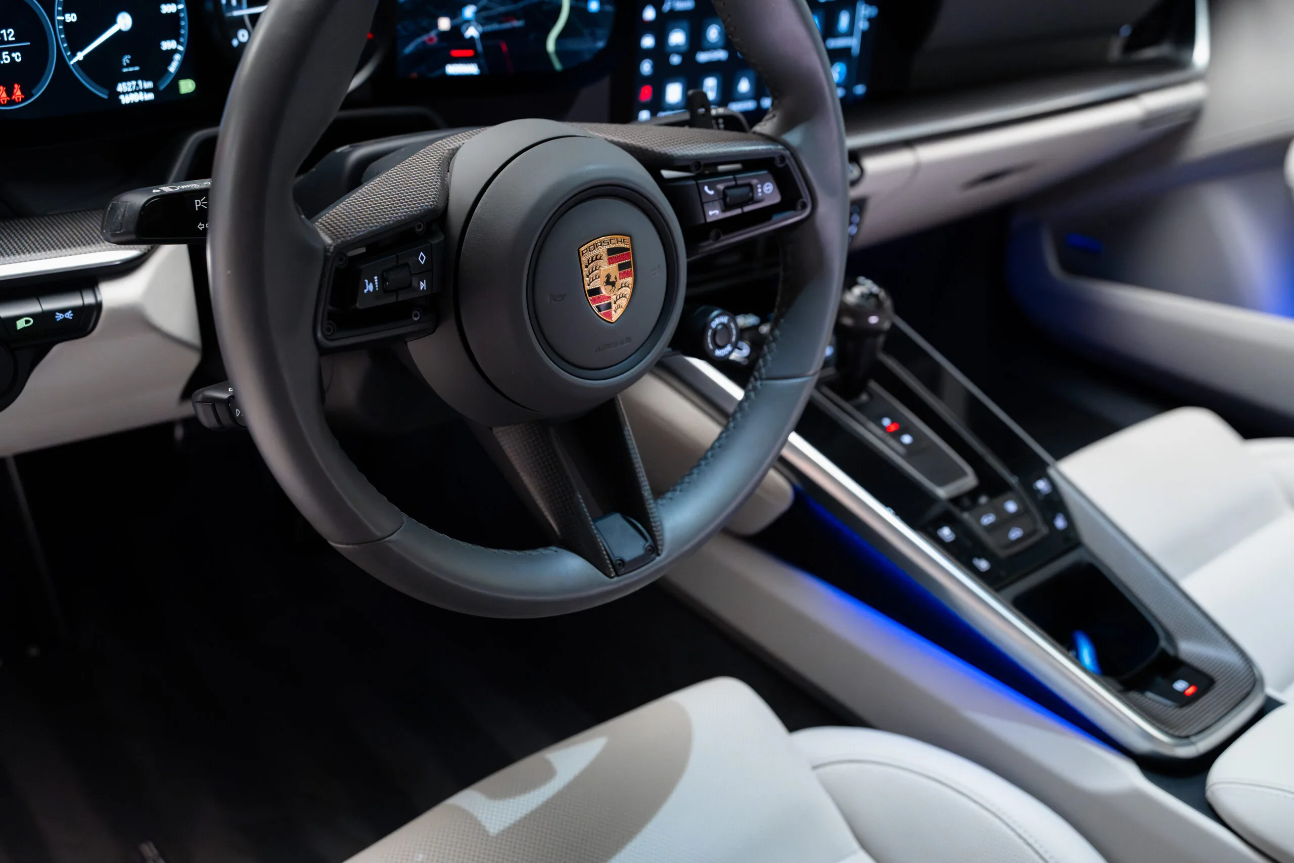 2023 Porsche 911 Turbo S, 17/30