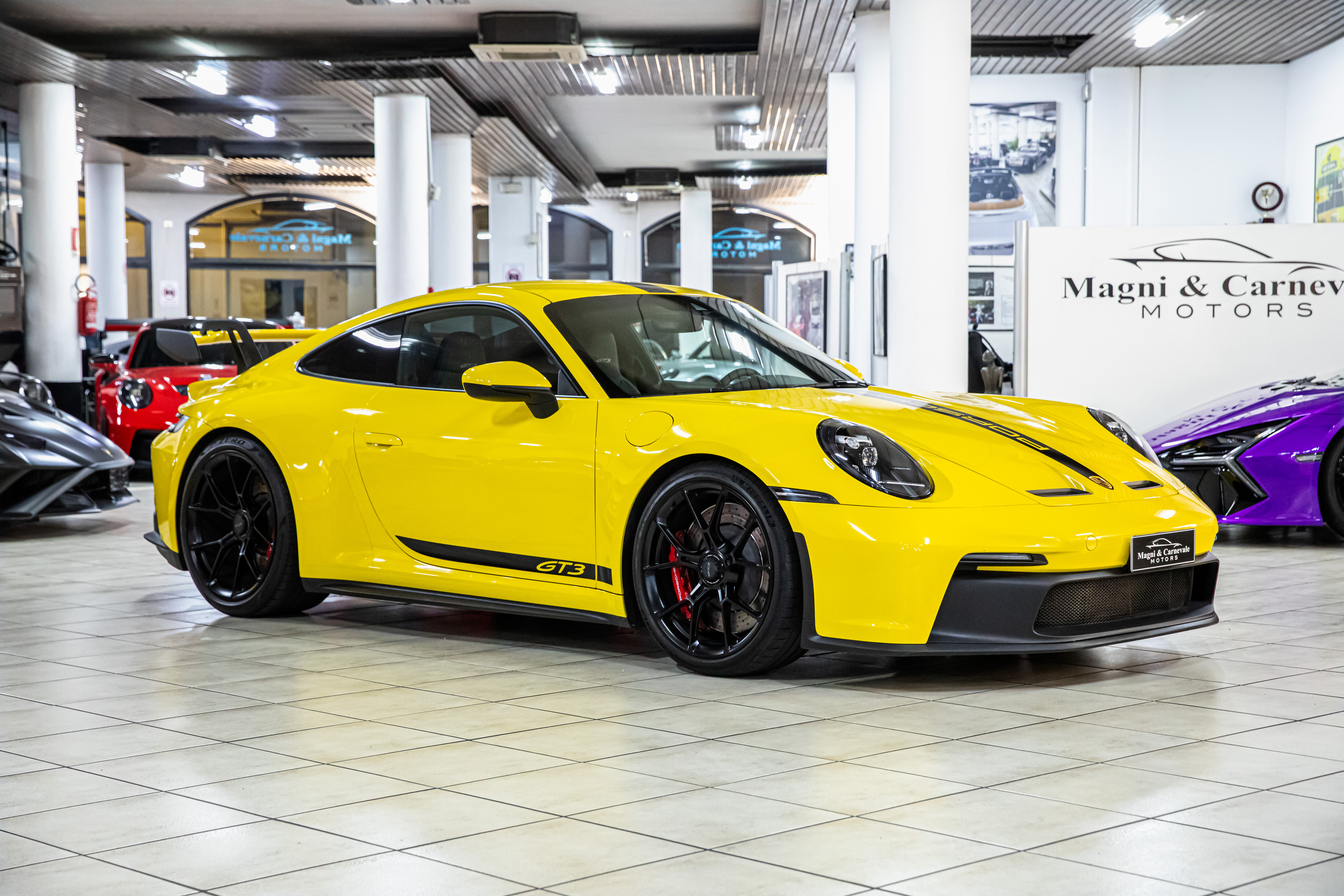 2023 Porsche 911 GT3 offered by a specialist dealer in Milan, Italy, photo 4 of 20