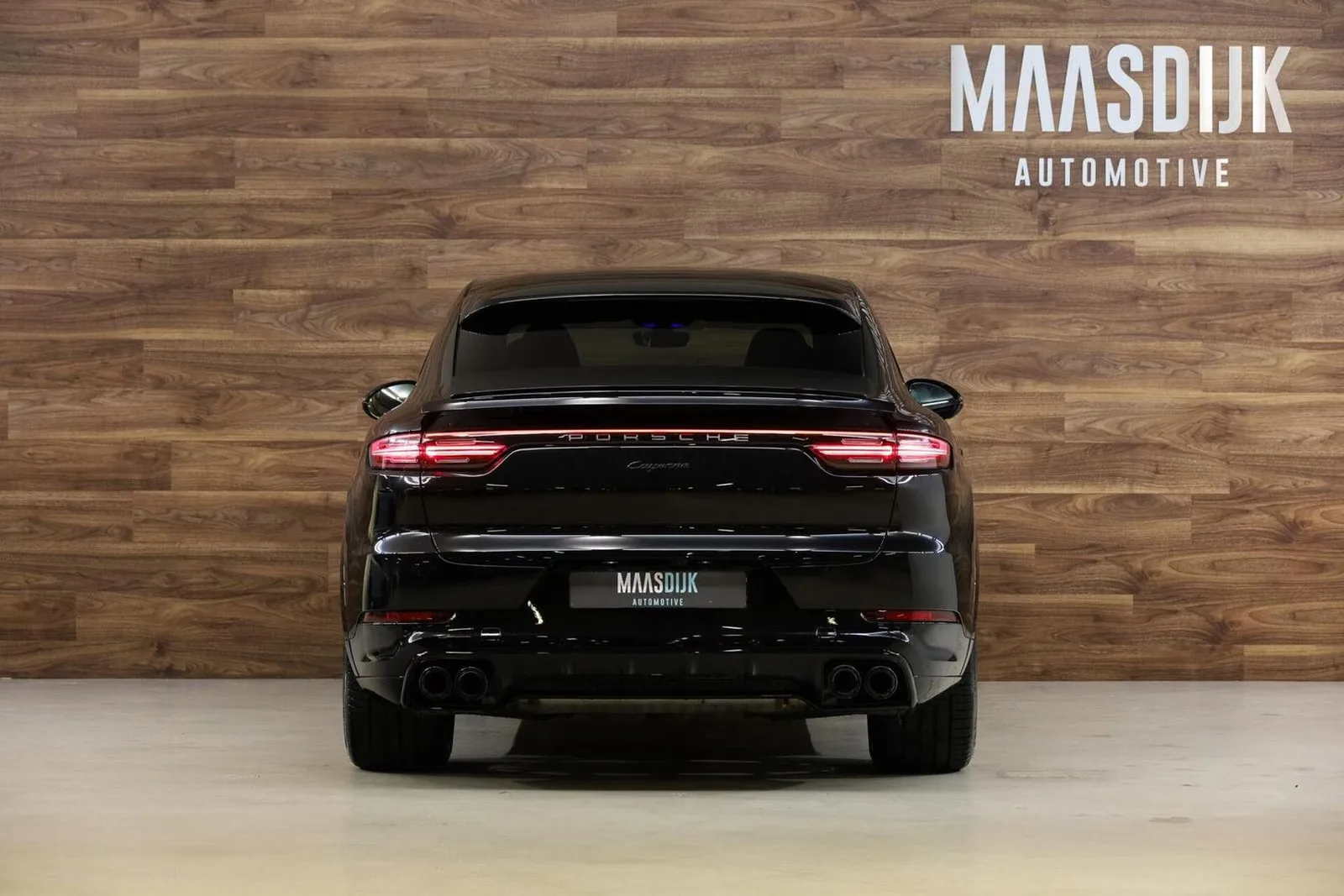 2023 Porsche Cayenne Coupé E-Hybrid Platinum Edition, 8/30