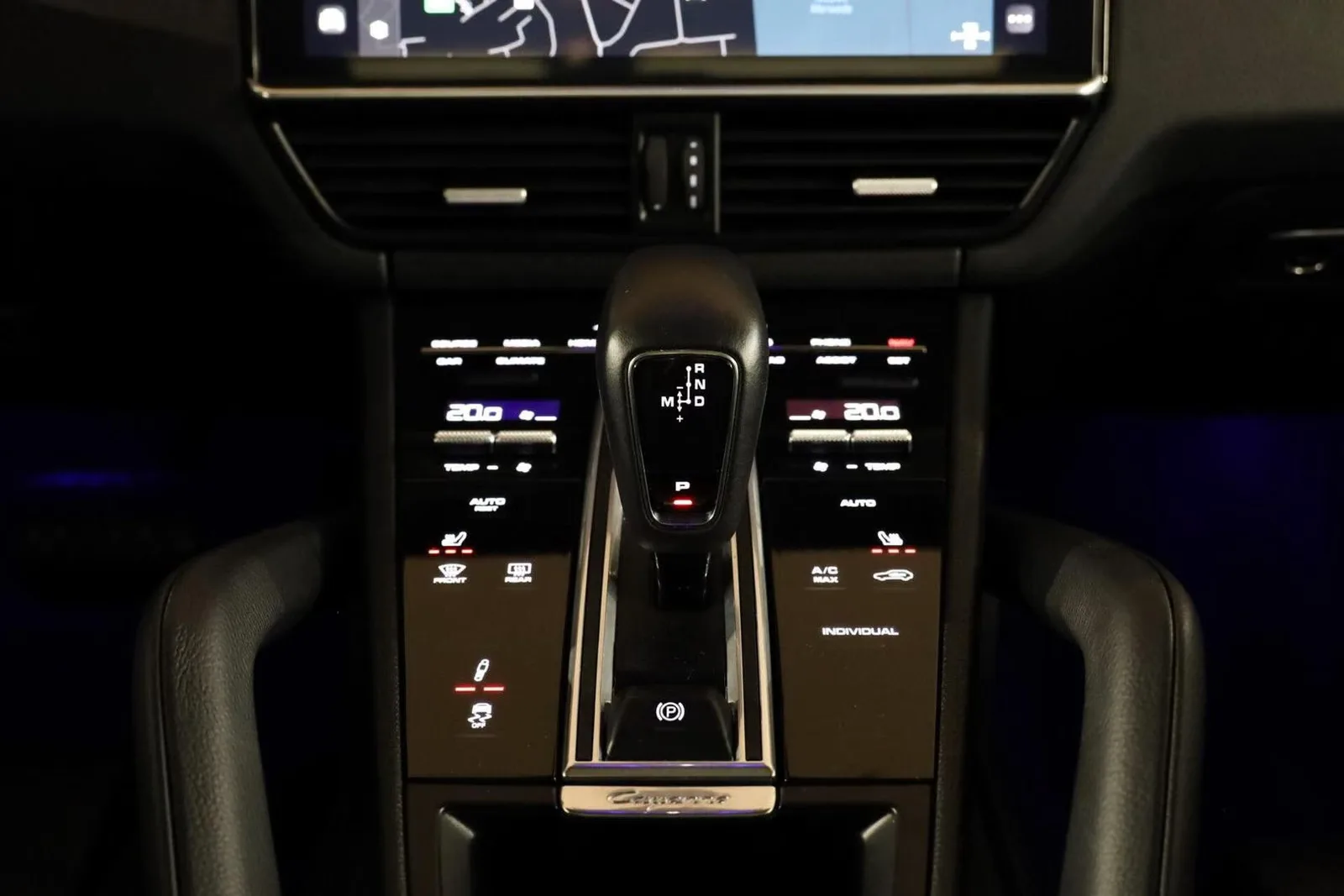 2023 Porsche Cayenne Coupé E-Hybrid Platinum Edition, 27/30