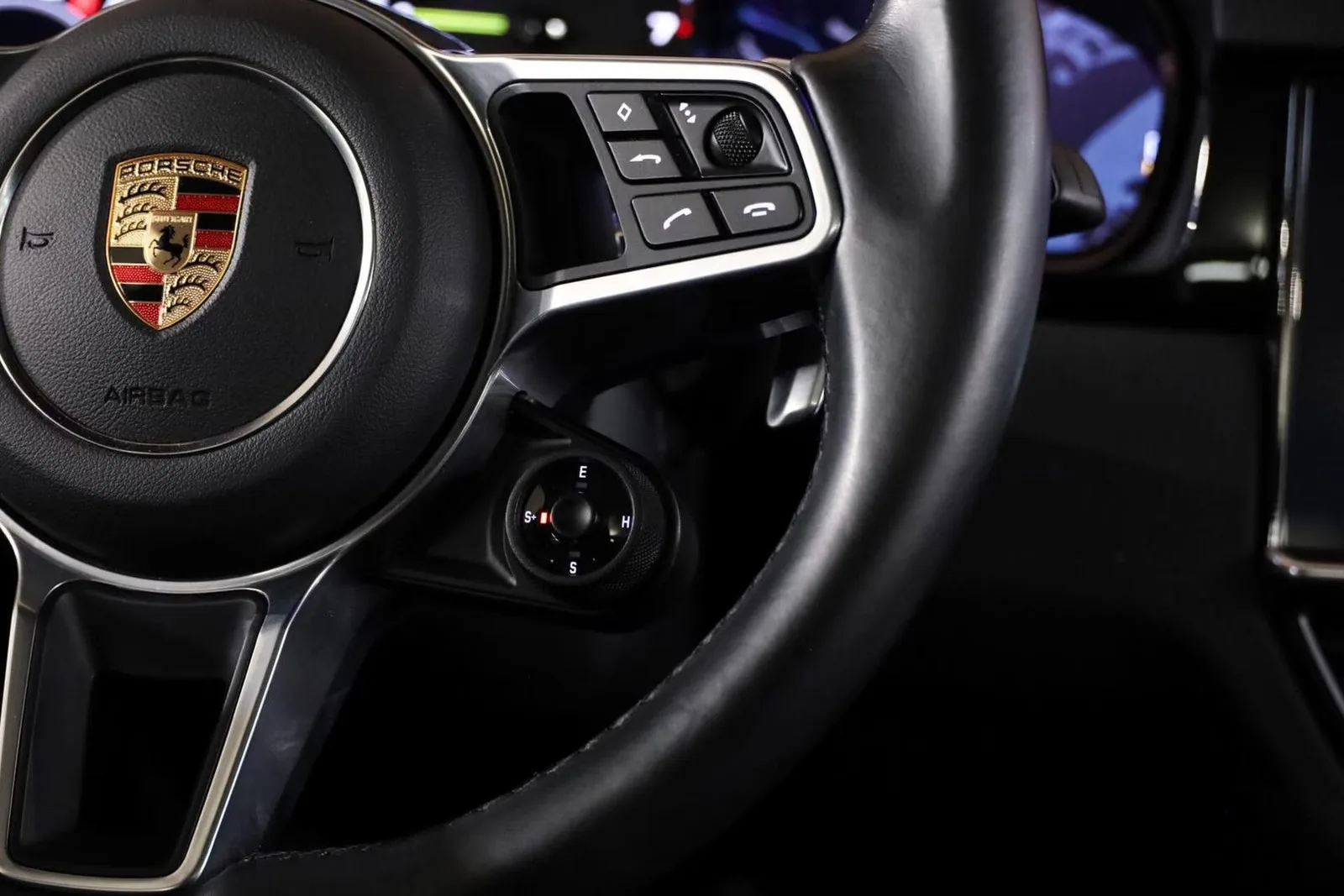 2023 Porsche Cayenne Coupé E-Hybrid Platinum Edition, 28/30
