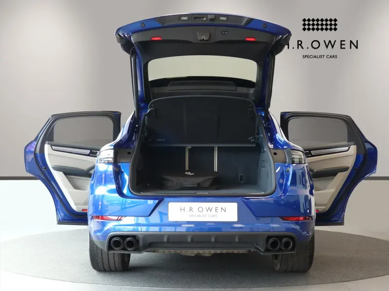 2023 Porsche Cayenne E-Hybrid Coupé, 12/28
