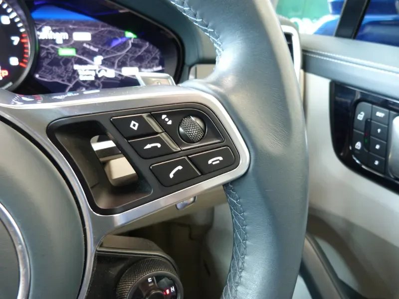 2023 Porsche Cayenne E-Hybrid Coupé, 25/28