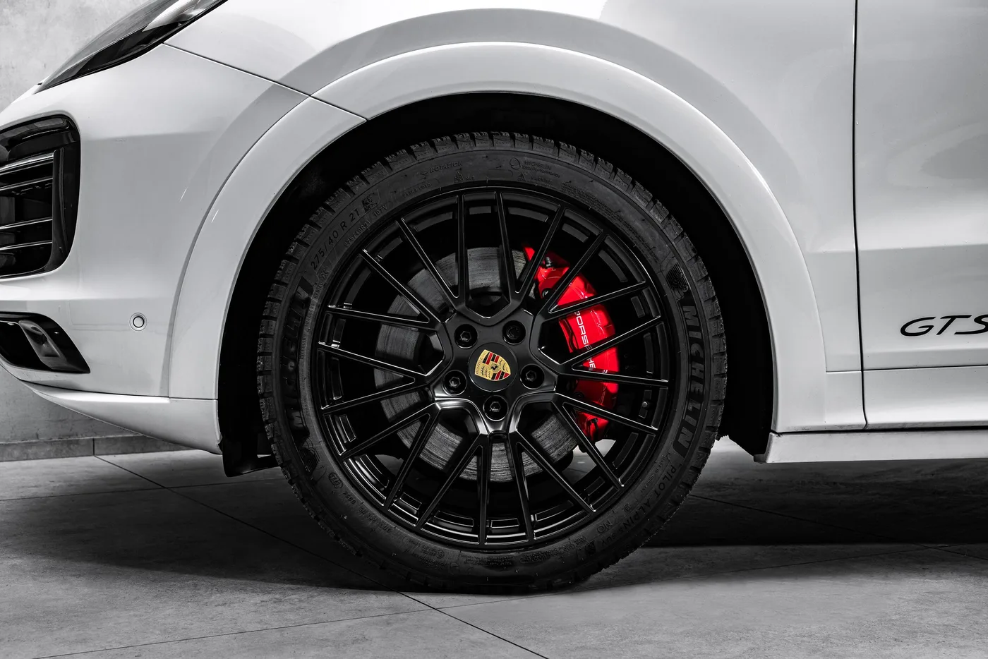 2023 Porsche Cayenne GTS offered by a specialist dealer in Ostrava, Czechia, photo 2 of 15