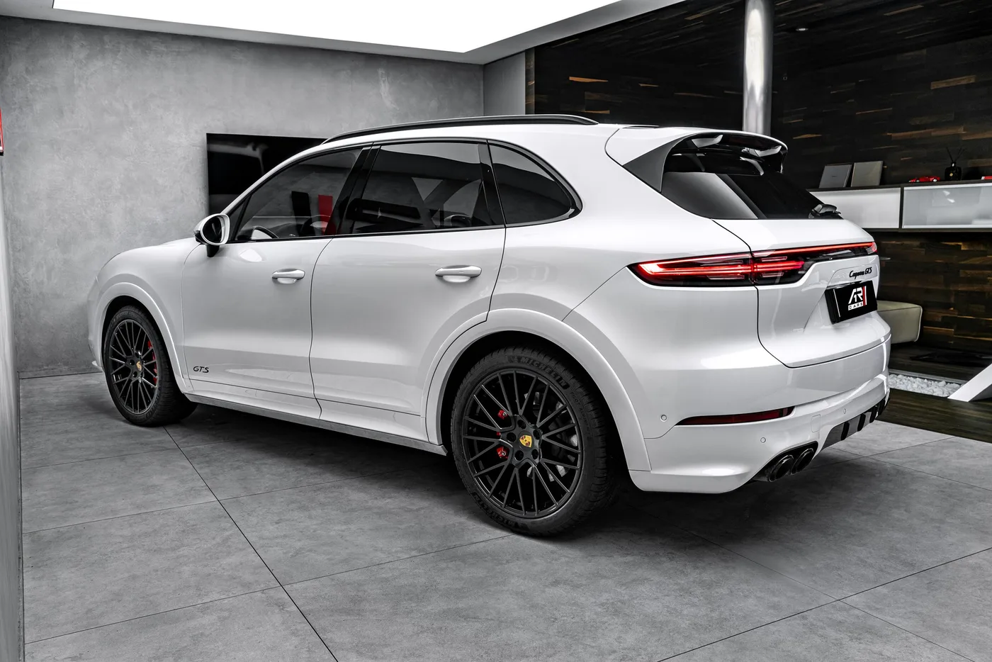 2023 Porsche Cayenne GTS offered by a specialist dealer in Ostrava, Czechia, photo 7 of 15