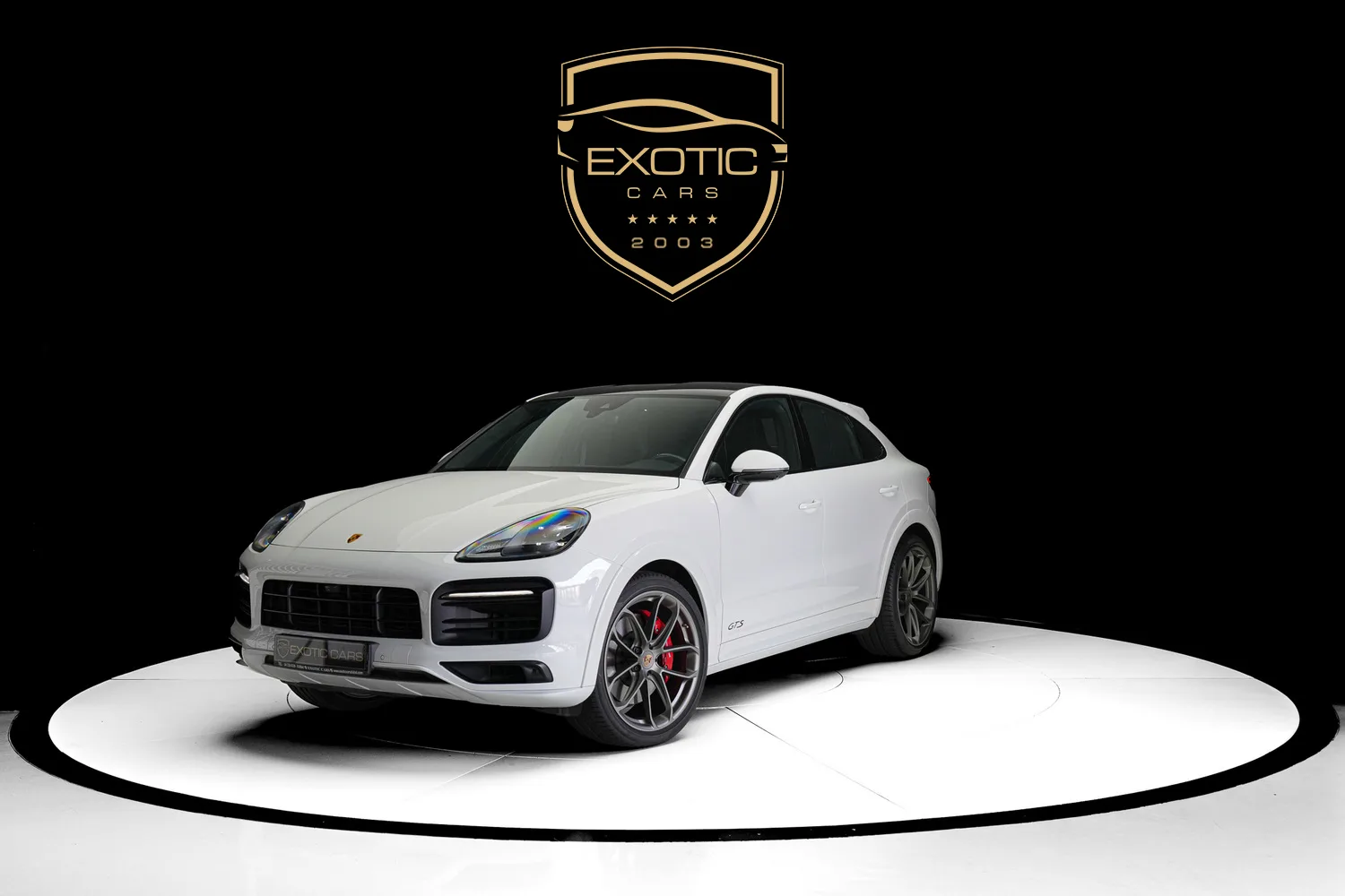2023 Porsche Cayenne GTS Coupé angeboten von einem Fachhändler in Dubai, Vereinigte Arabische Emirate, Hauptfoto