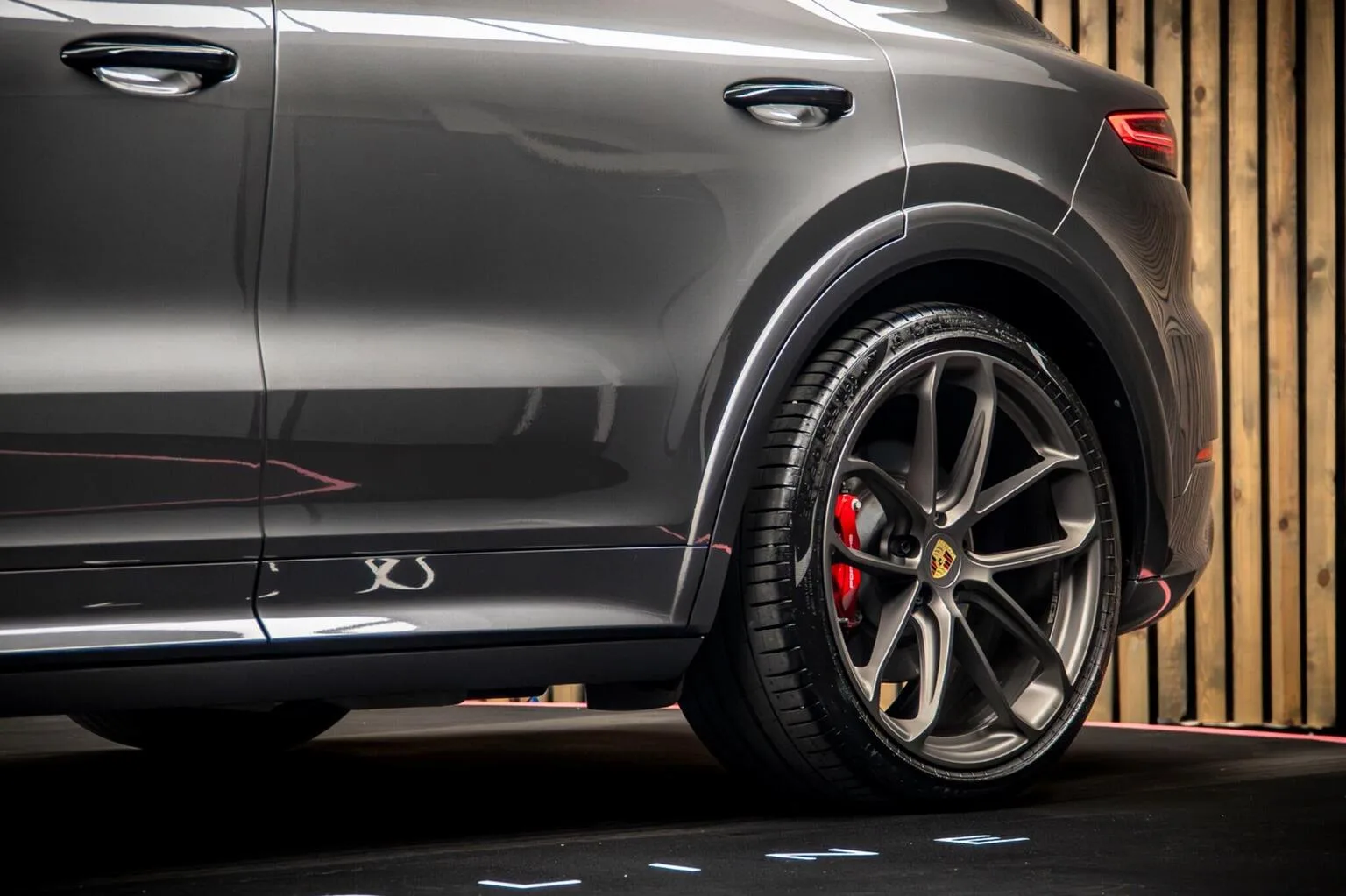 2023 Porsche Cayenne GTS Coupé, 15/30
