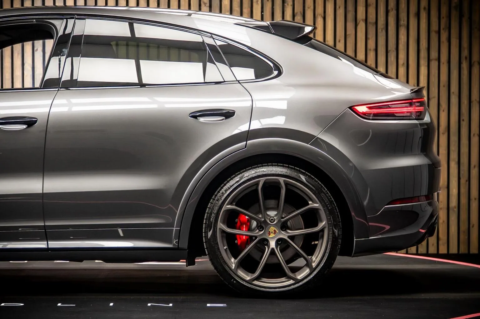 2023 Porsche Cayenne GTS Coupé, 17/30