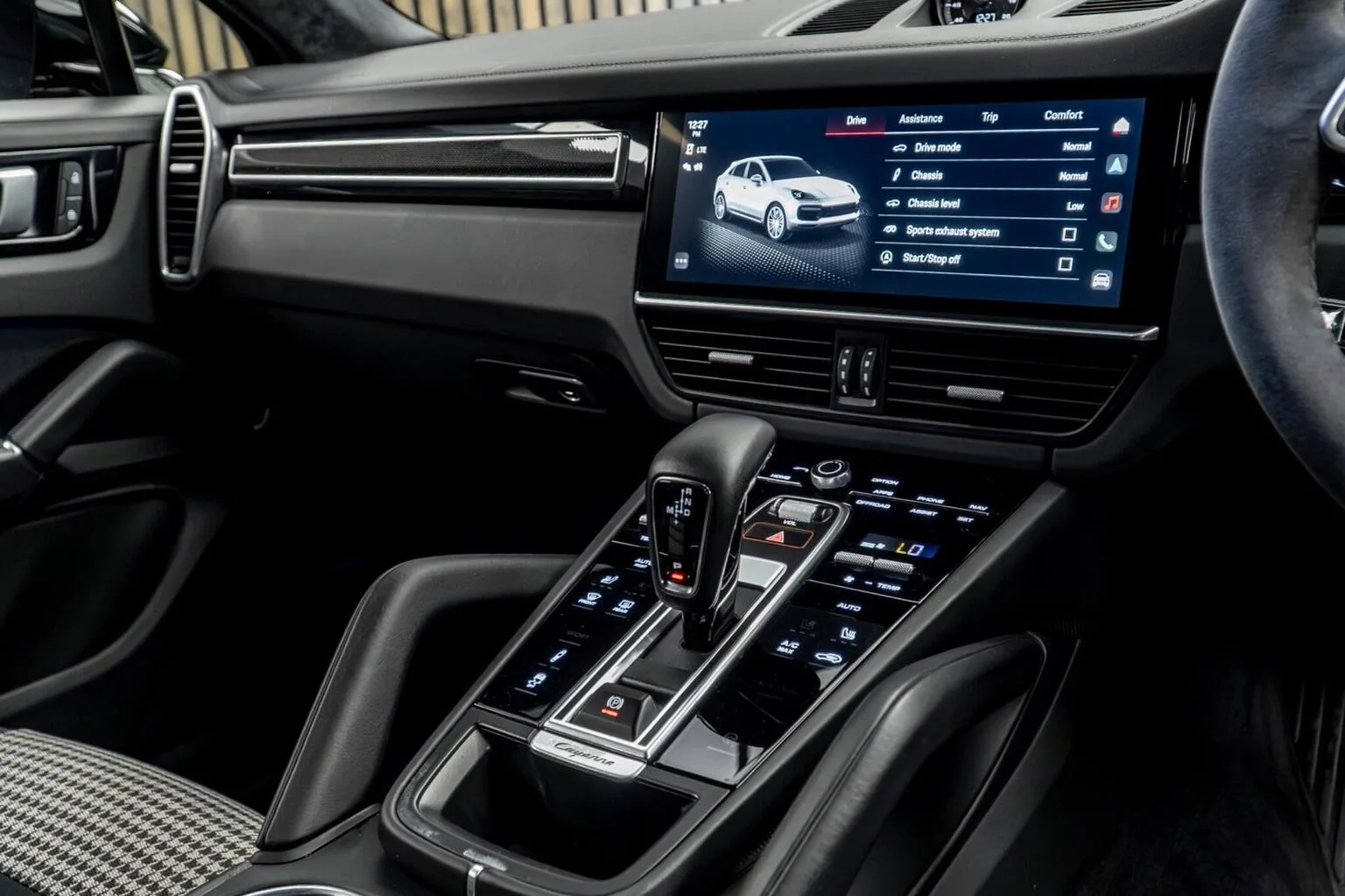 2023 Porsche Cayenne GTS Coupé, 25/30