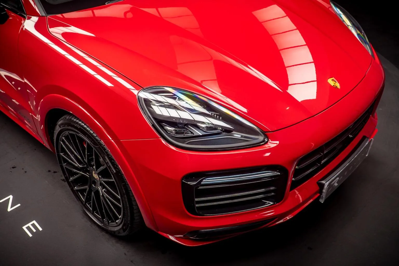 2023 Porsche Cayenne GTS Coupé, 10/30