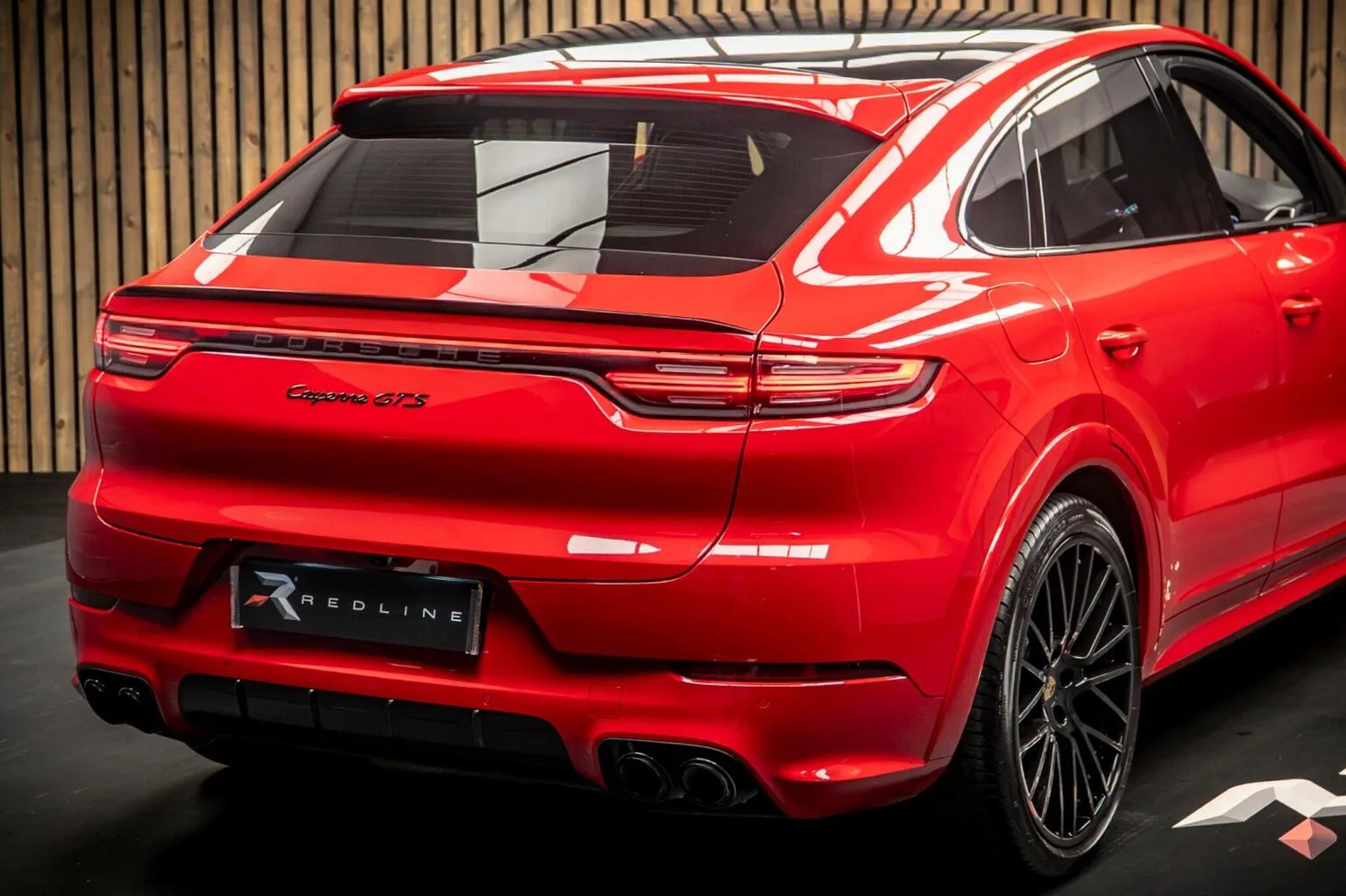 2023 Porsche Cayenne GTS Coupé, 21/30