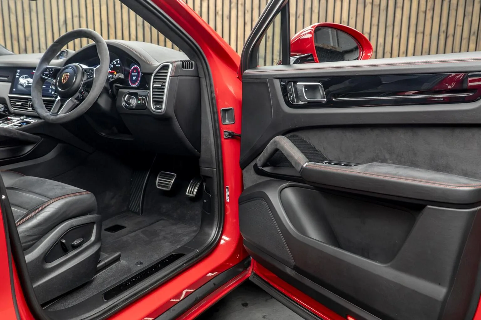 2023 Porsche Cayenne GTS Coupé, 30/30