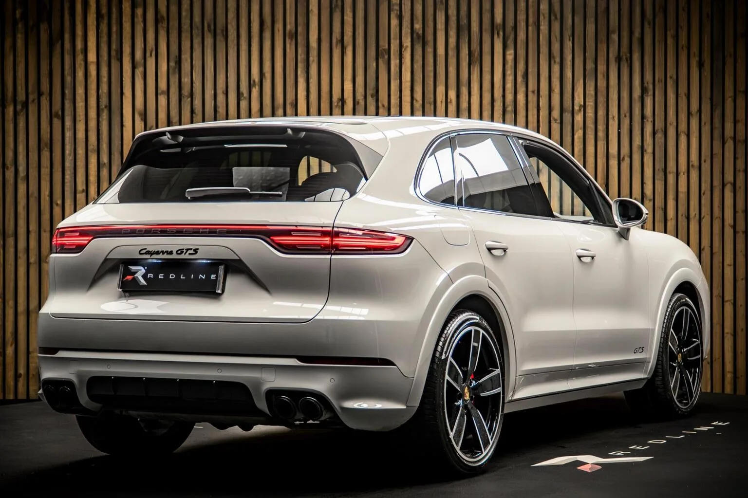 2023 Porsche Cayenne GTS, 4/30