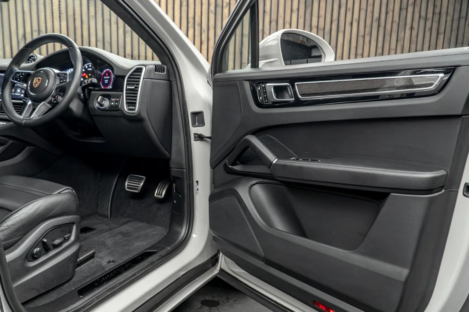 2023 Porsche Cayenne GTS, 30/30