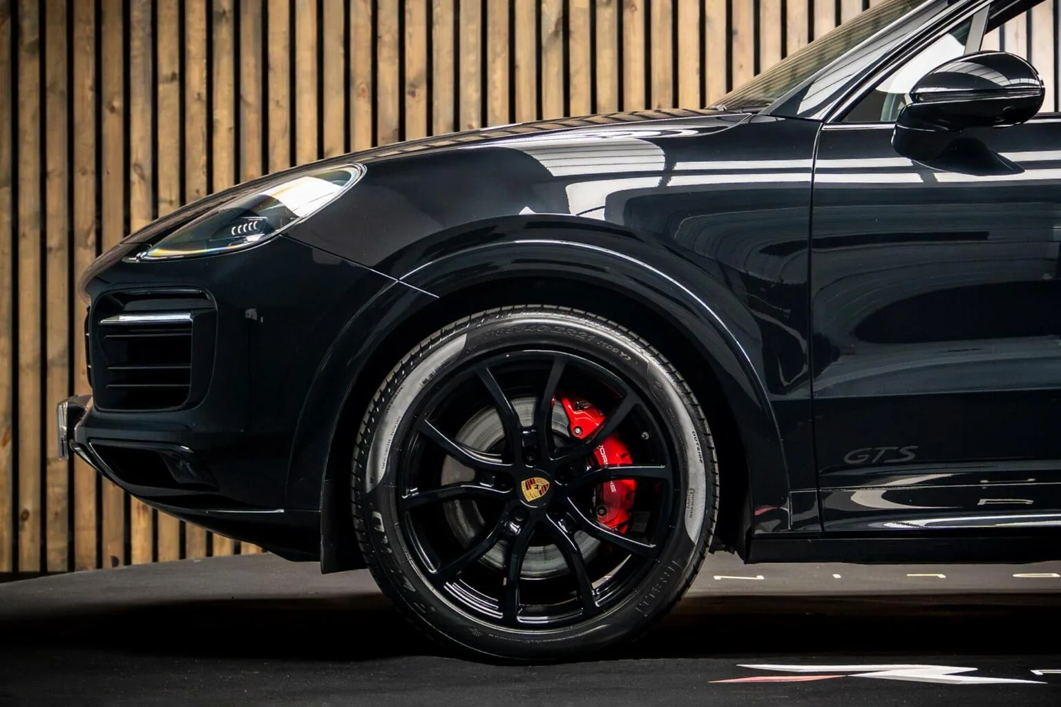 2023 Porsche Cayenne GTS, 8/30