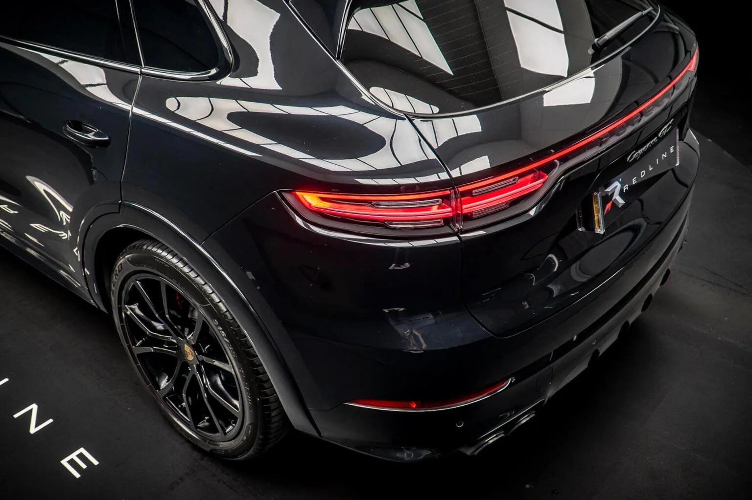 2023 Porsche Cayenne GTS, 18/30