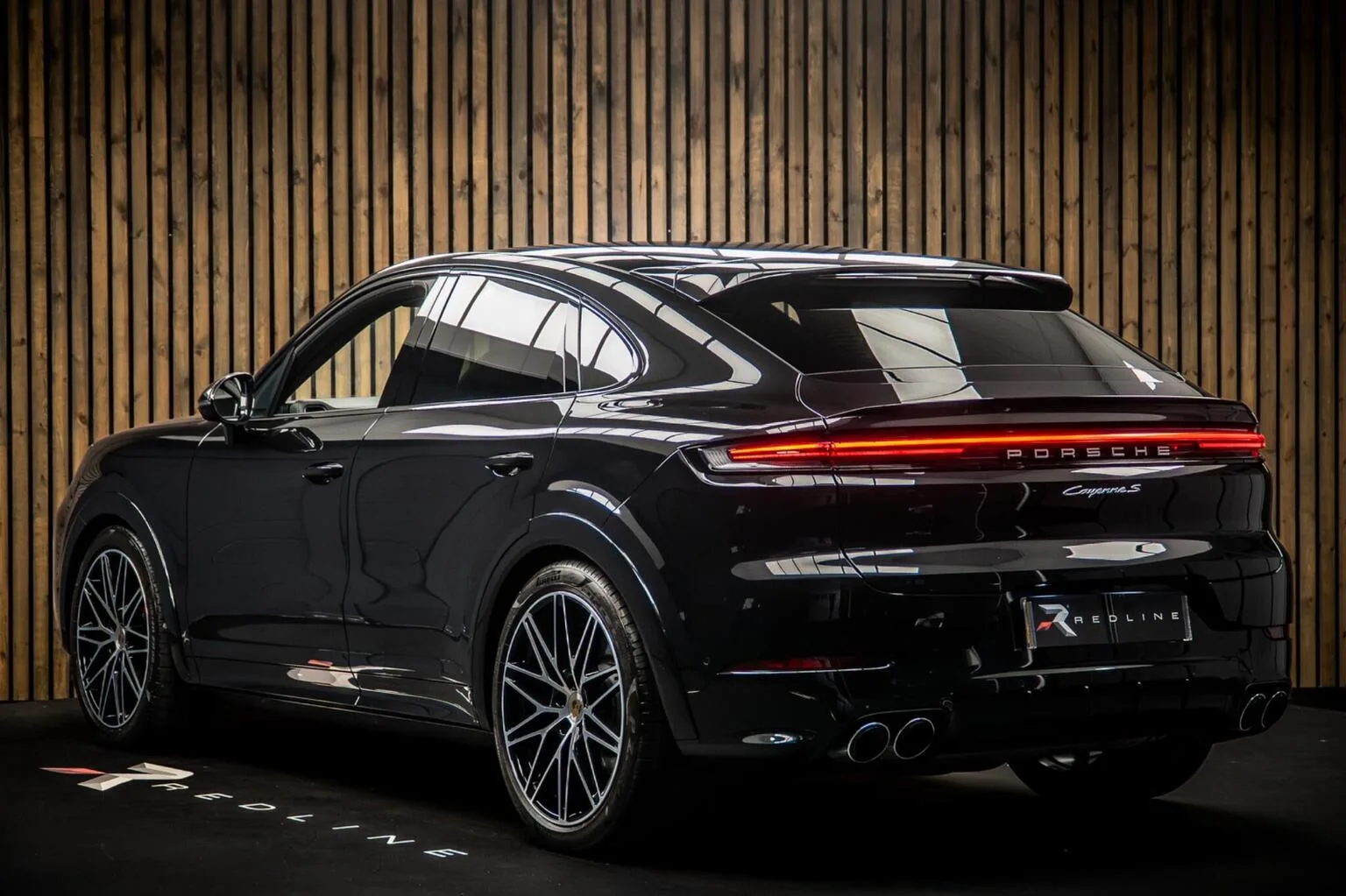2023 Porsche Cayenne S Coupé, 3/30