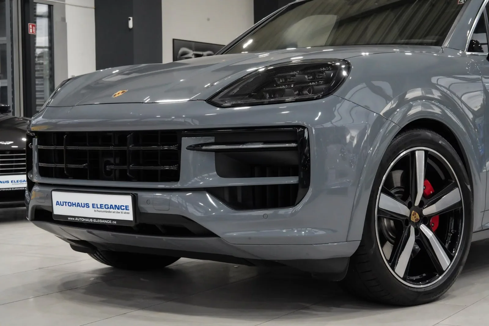 2023 Porsche Cayenne S, 9/30