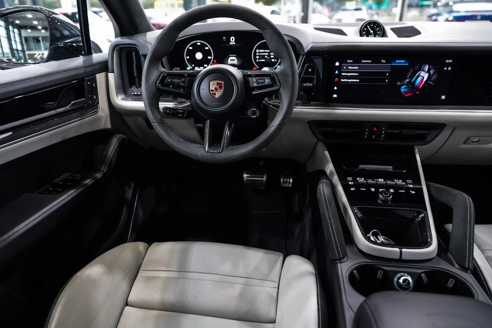 2023 Porsche Cayenne S, 22/30