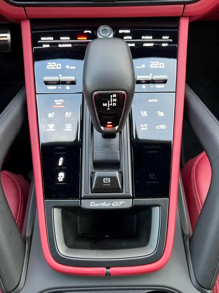 2023 Porsche Cayenne Turbo GT, 10/20