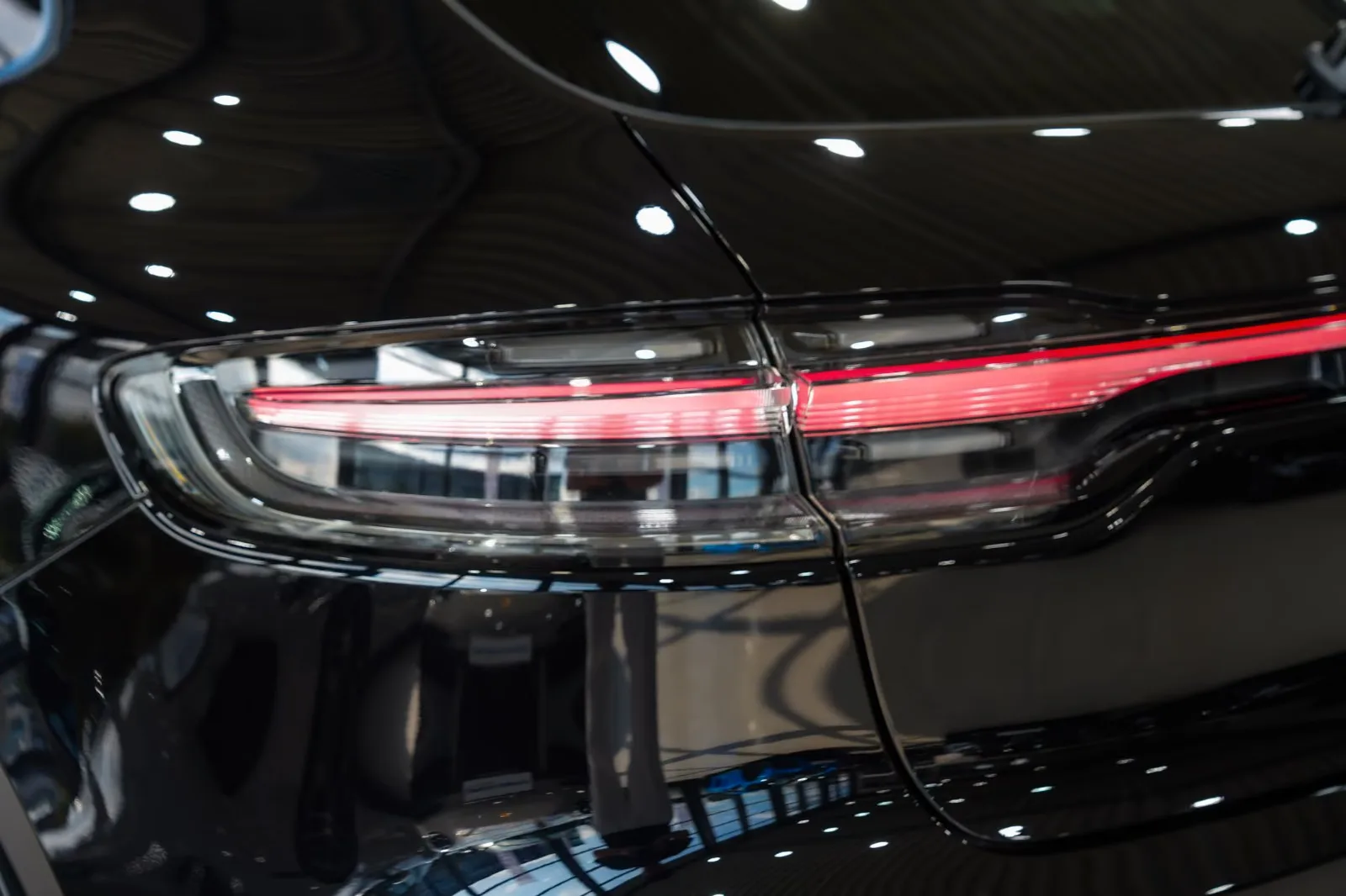 2023 Porsche Macan, 11/30
