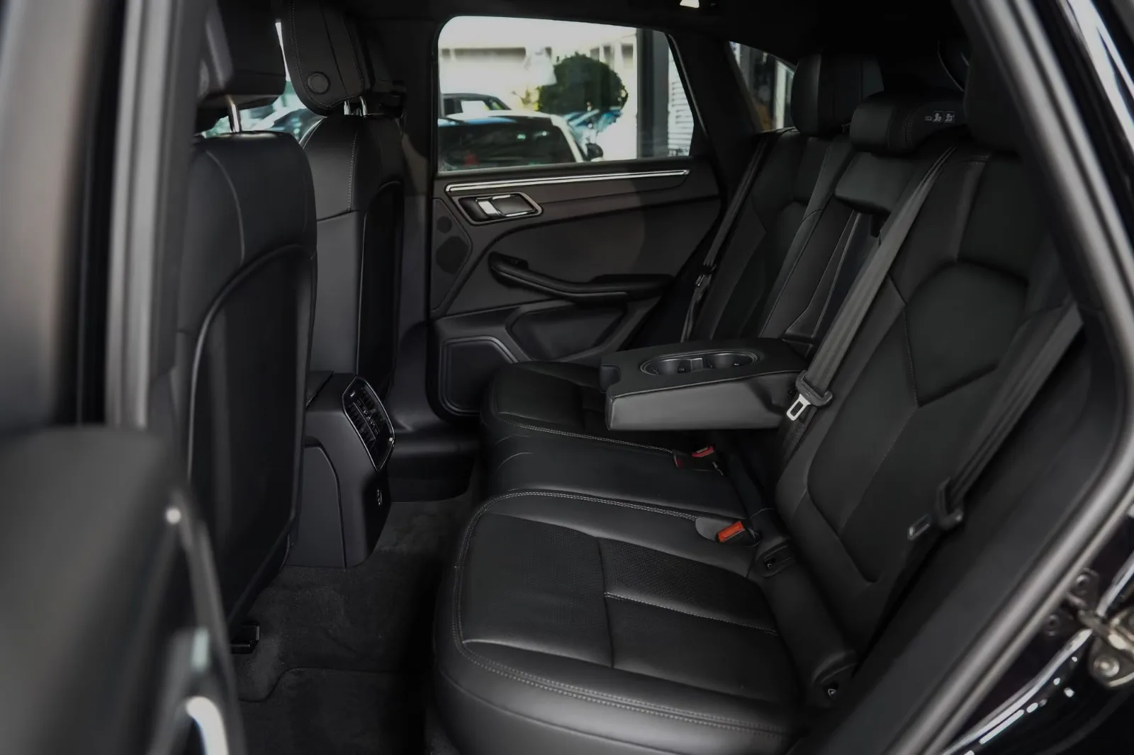2023 Porsche Macan, 14/30