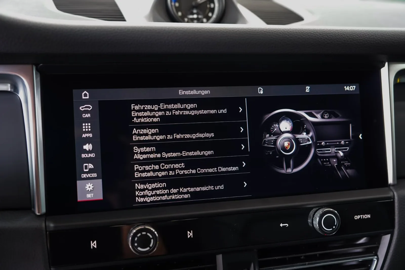 2023 Porsche Macan, 25/30