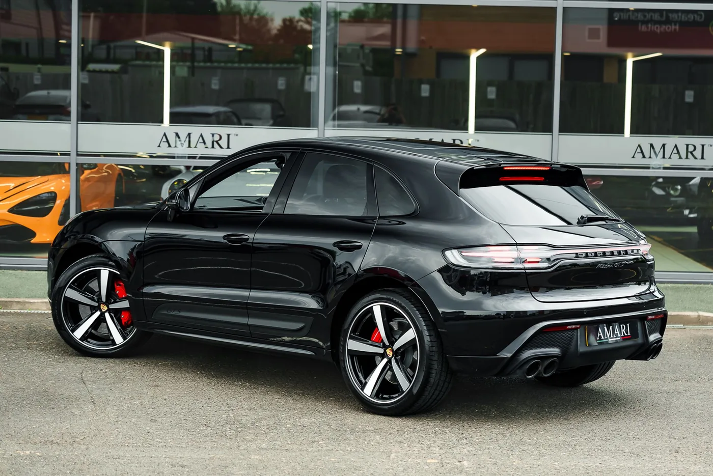 2023 Porsche Macan GTS angeboten von einem Supersportwagenhändler in Preston, Vereinigtes Königreich, Foto 9 von 25