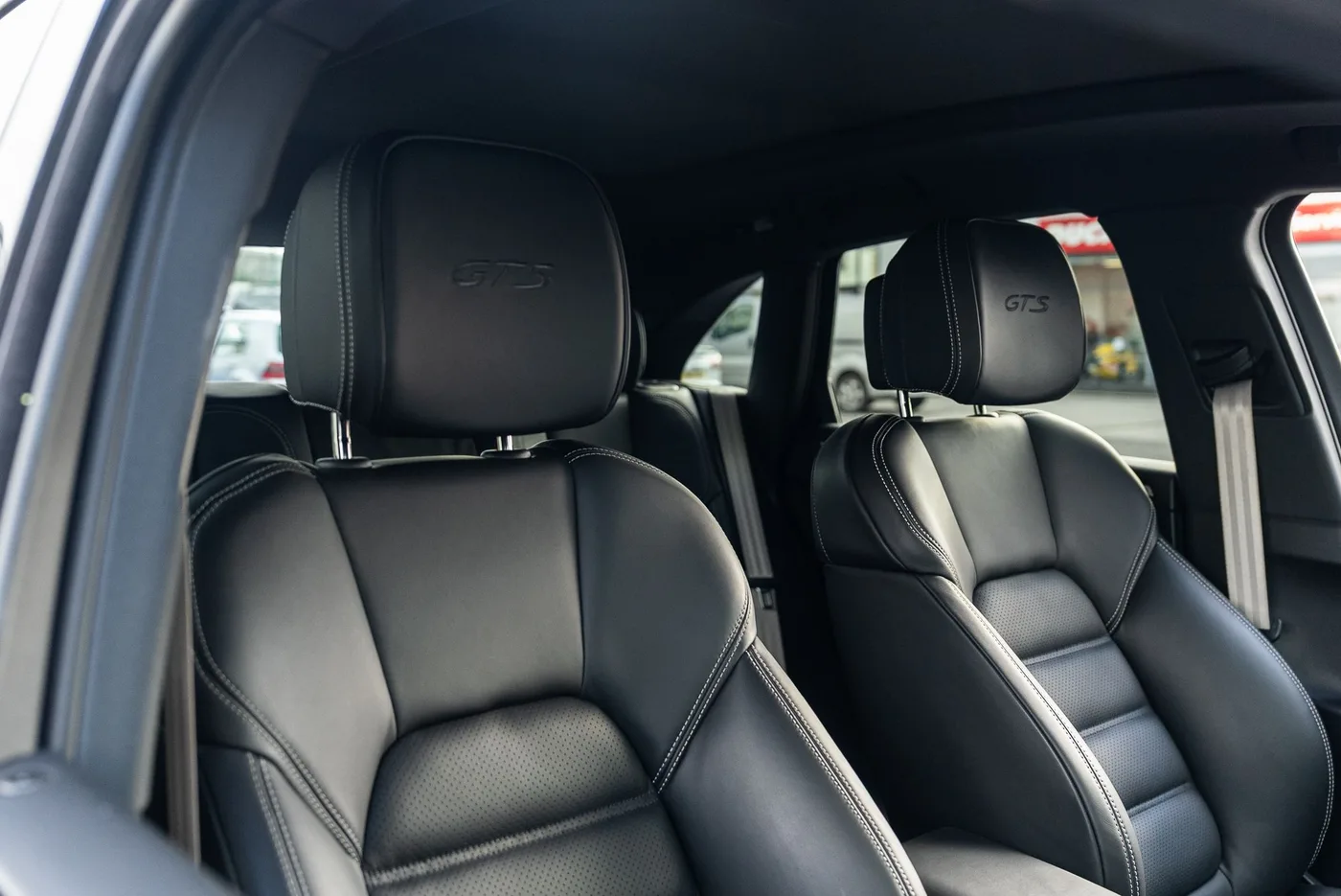 2023 Porsche Macan GTS angeboten von einem Supersportwagenhändler in Preston, Vereinigtes Königreich, Foto 24 von 25