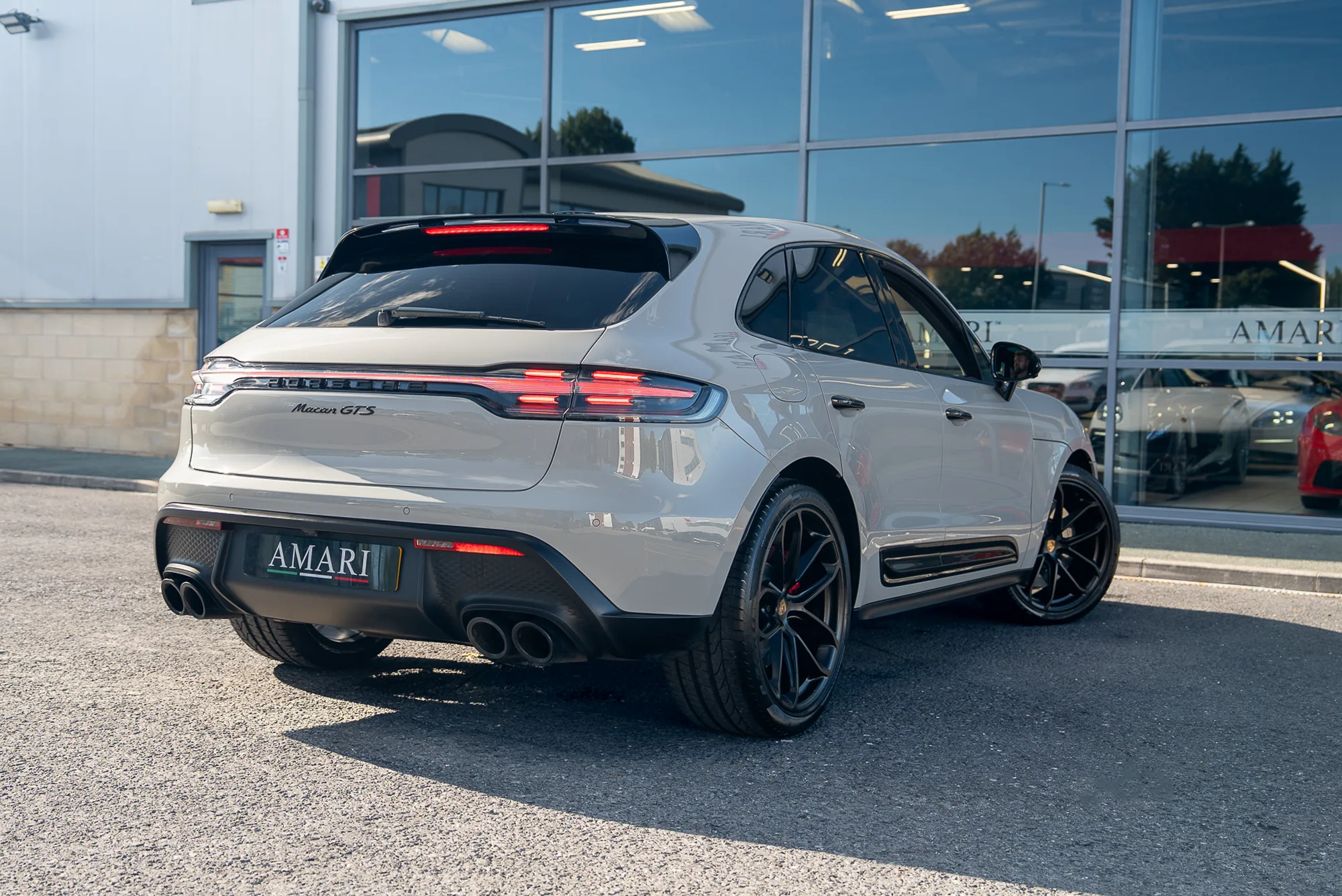 2023 Porsche Macan GTS, 18/30