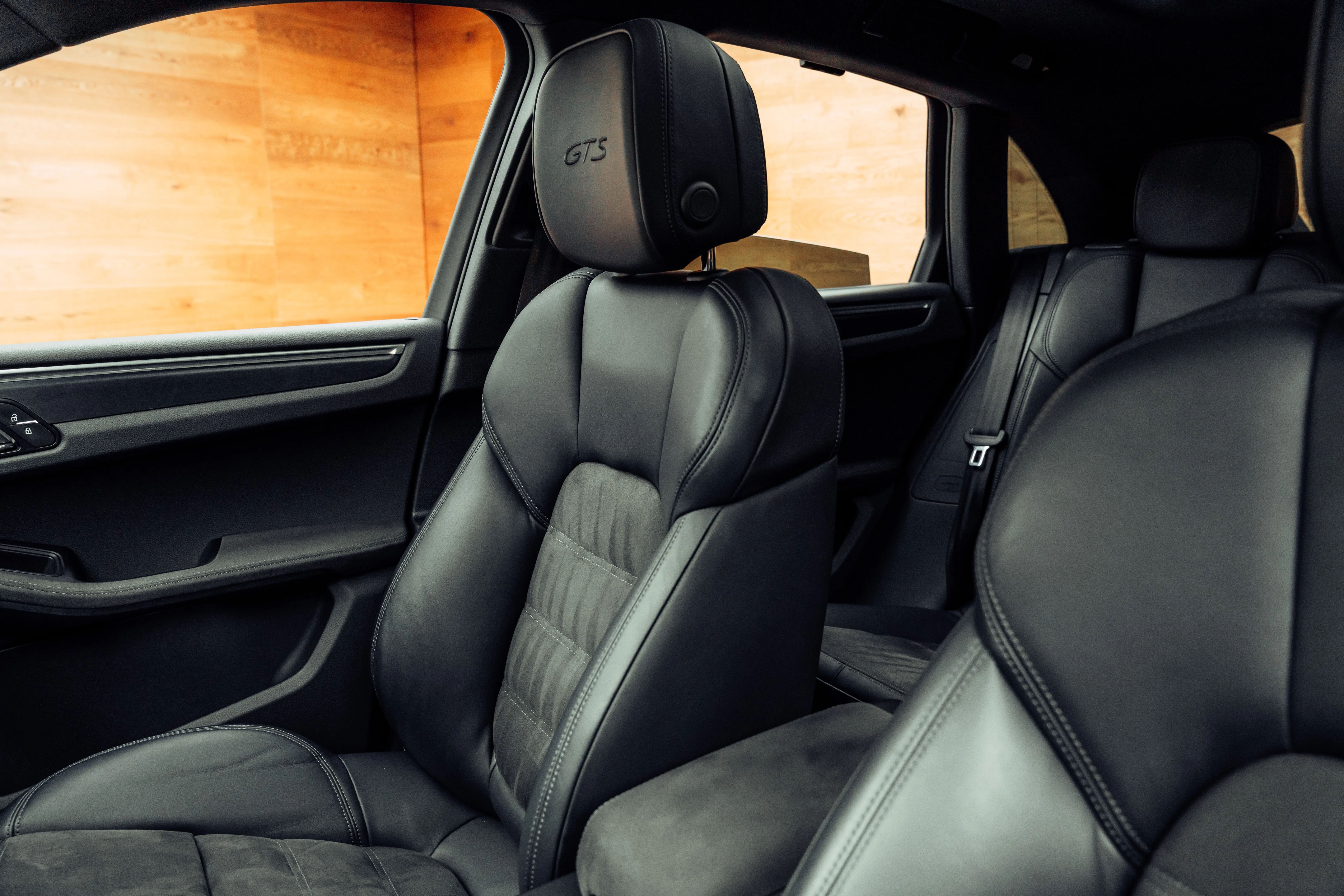 2023 Porsche Macan GTS, 6/19
