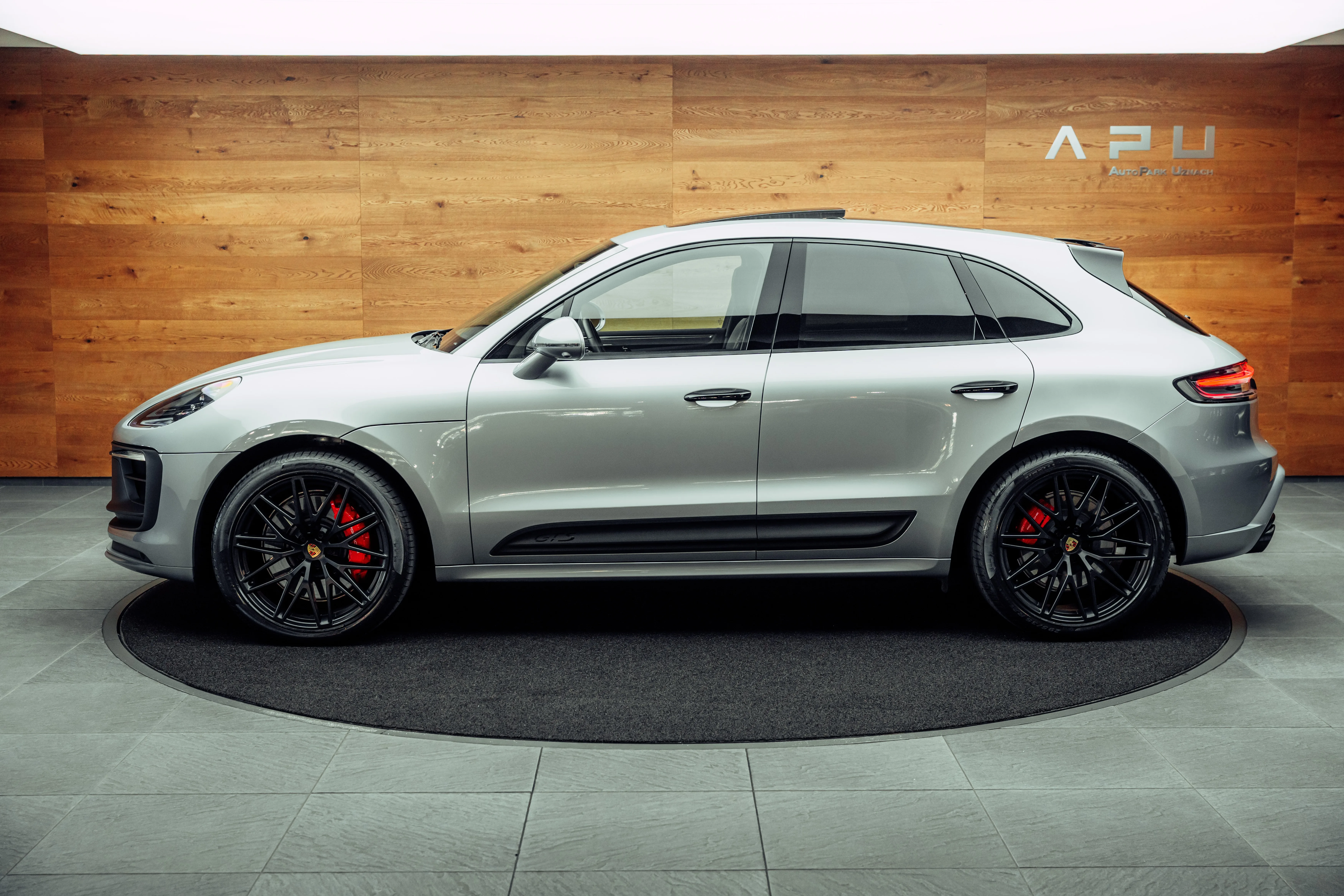 2023 Porsche Macan GTS, 9/19